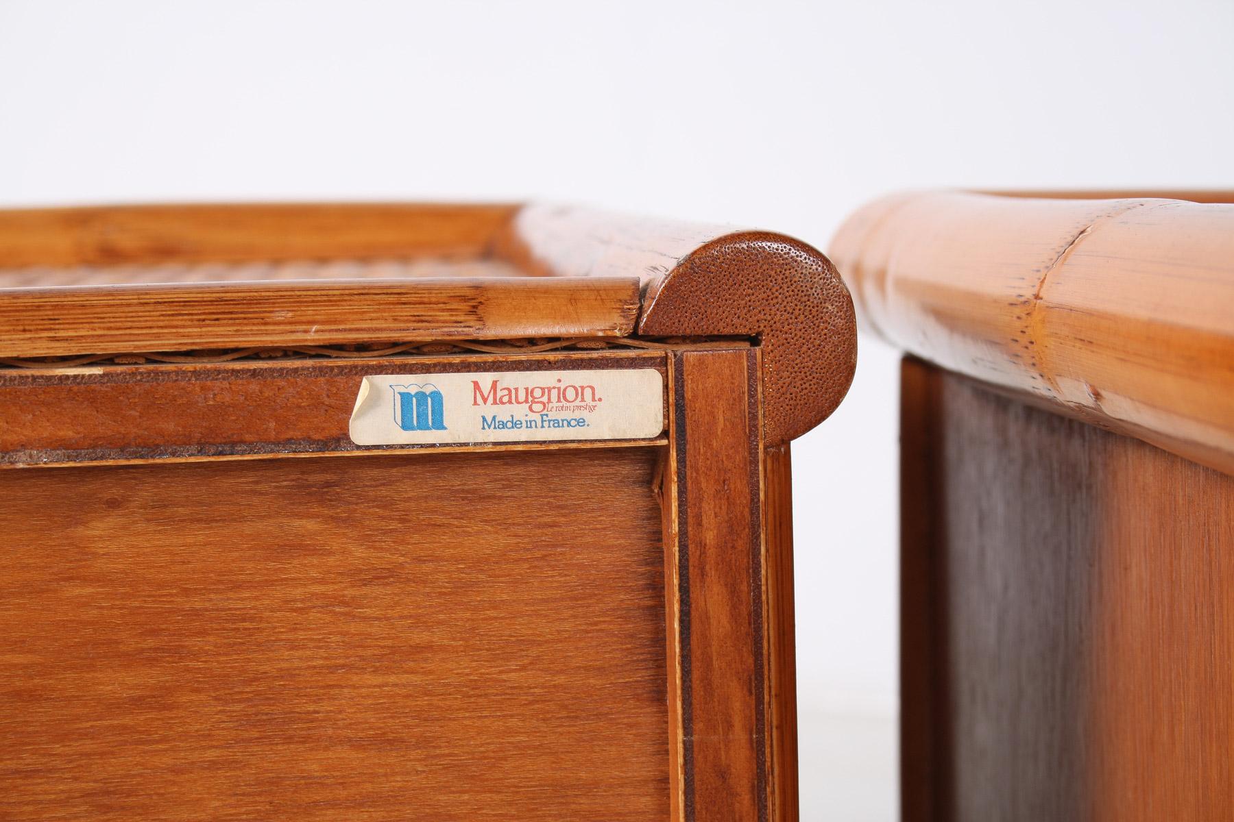 Ein Paar Mid-Century Rattan Top Bamboo Night Stand Beistelltische im Angebot 8