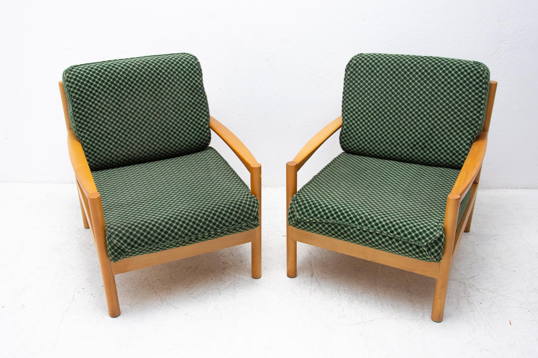 Scandinavian Modern Pair of Mid Century Scandinavian Style Armchairs, 1970´S