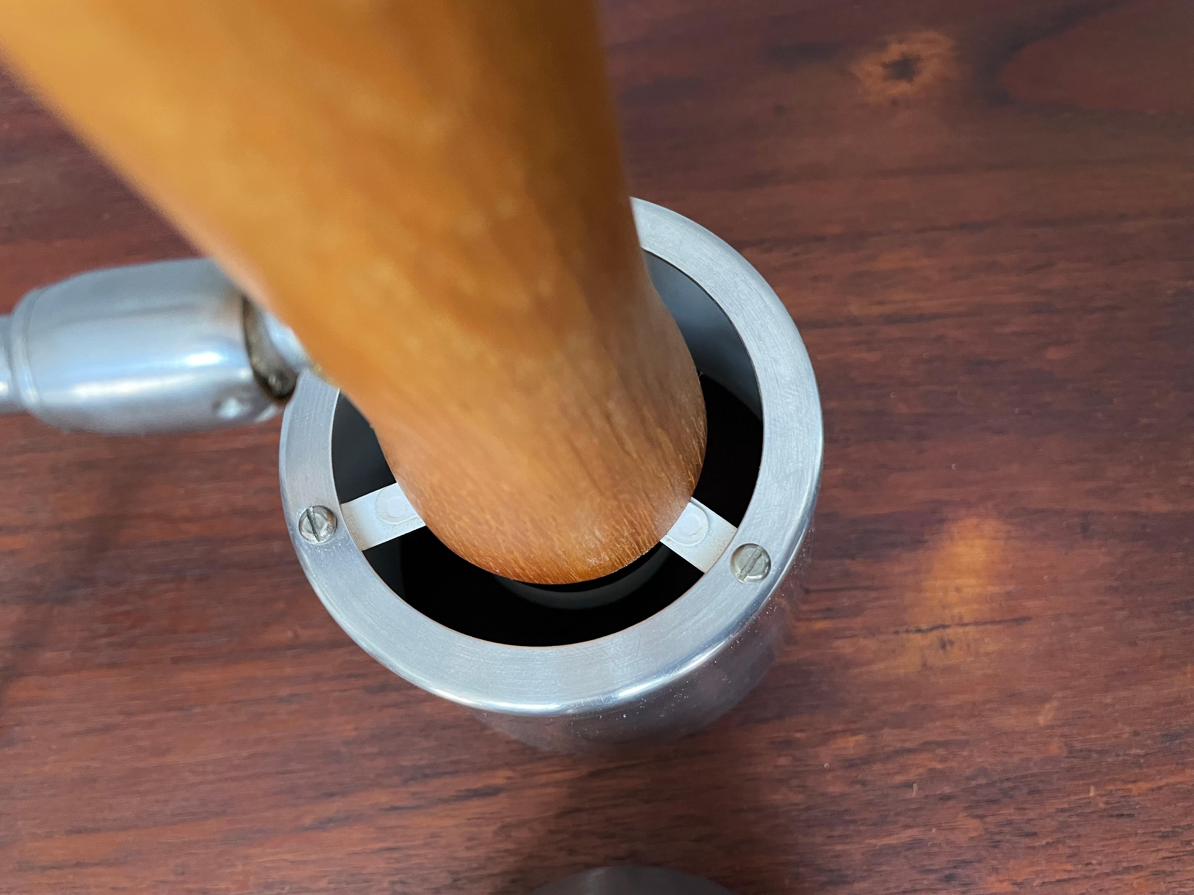 Coppia di lampade da parete del metà del secolo scorso di Lyfa of Denmark in teak in vendita 7