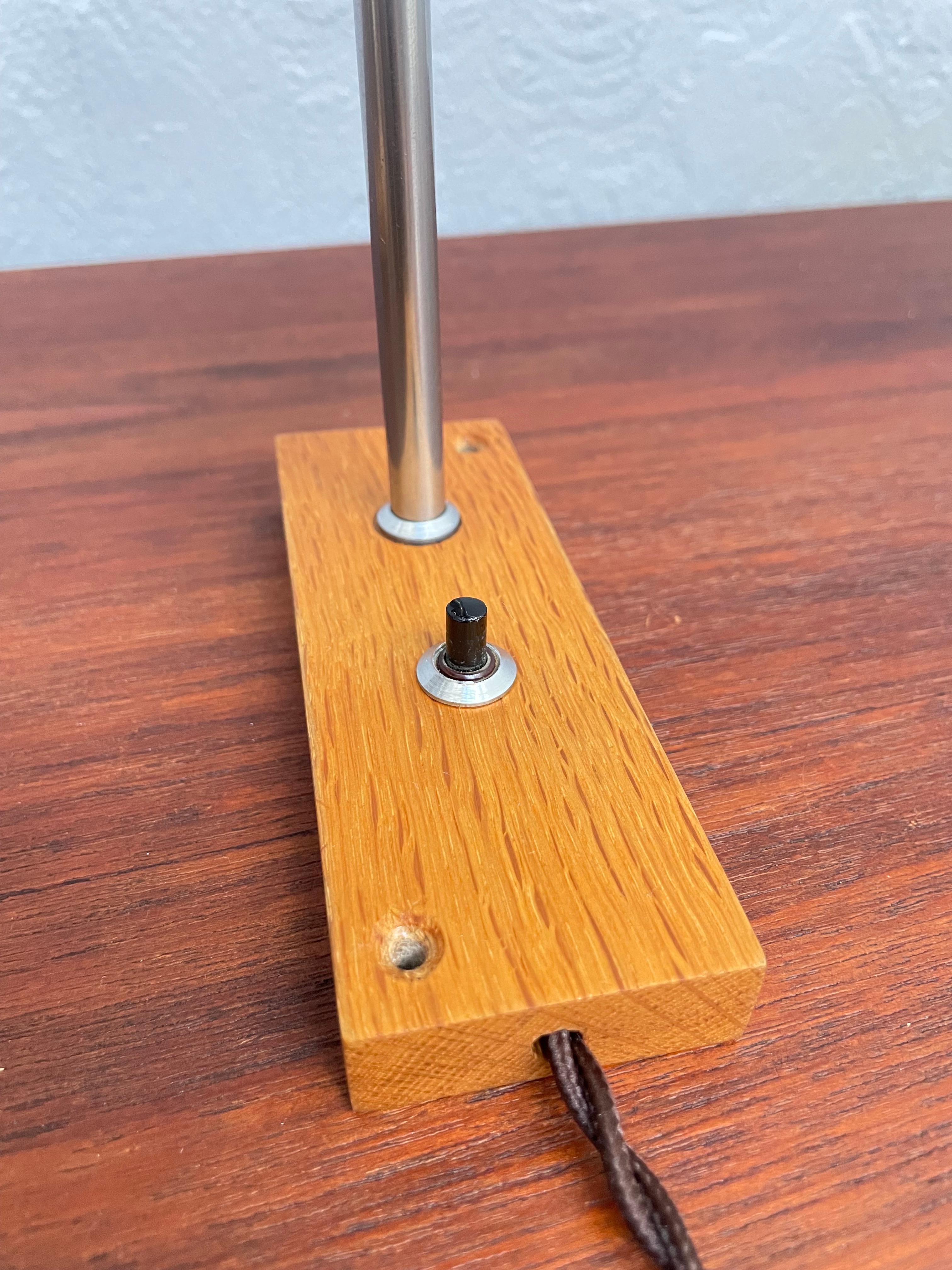 Coppia di lampade da parete del metà del secolo scorso di Lyfa of Denmark in teak in vendita 12