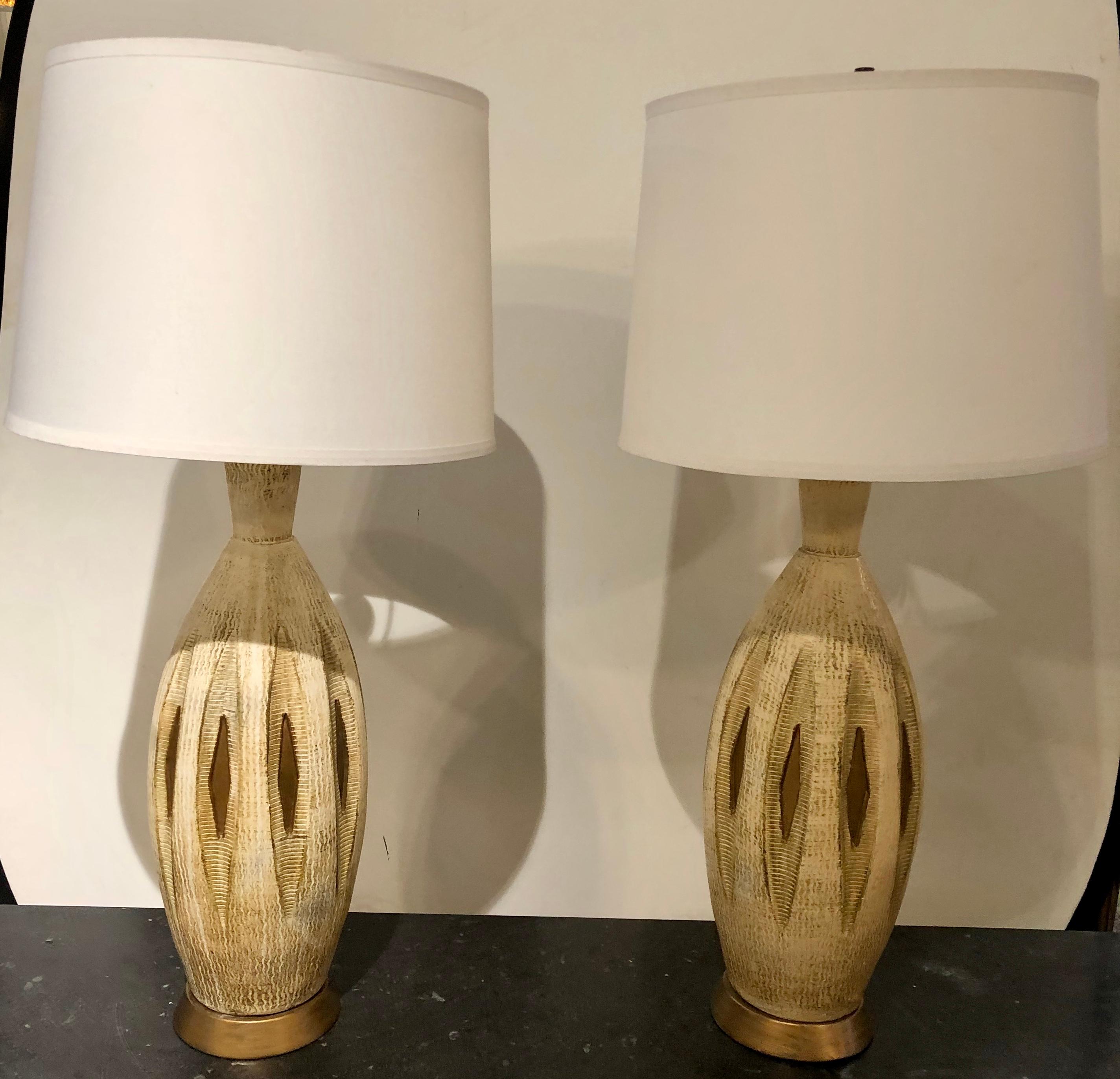 Italian Pair of Mid-Century Modern Table Lamps