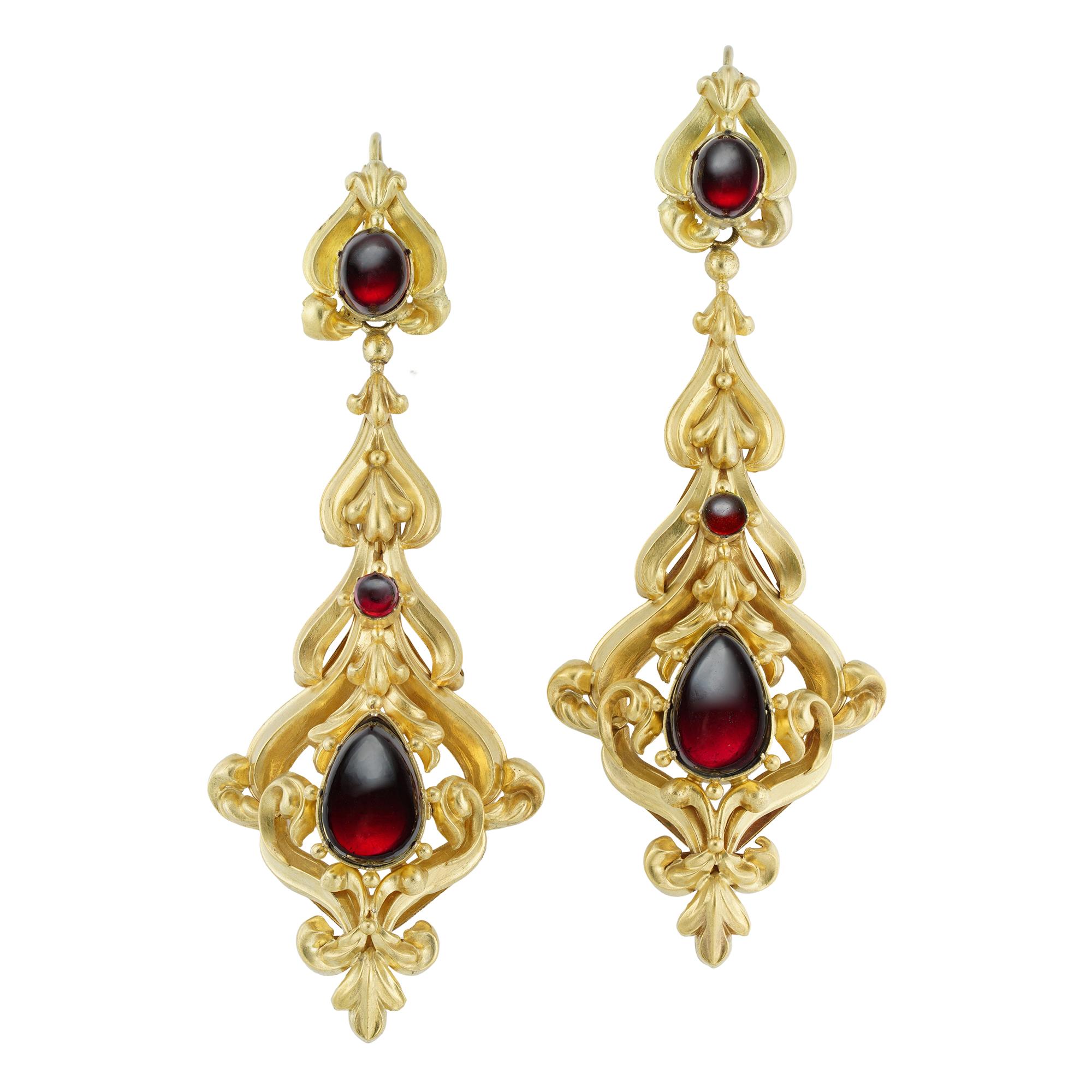 kerala design gold earrings