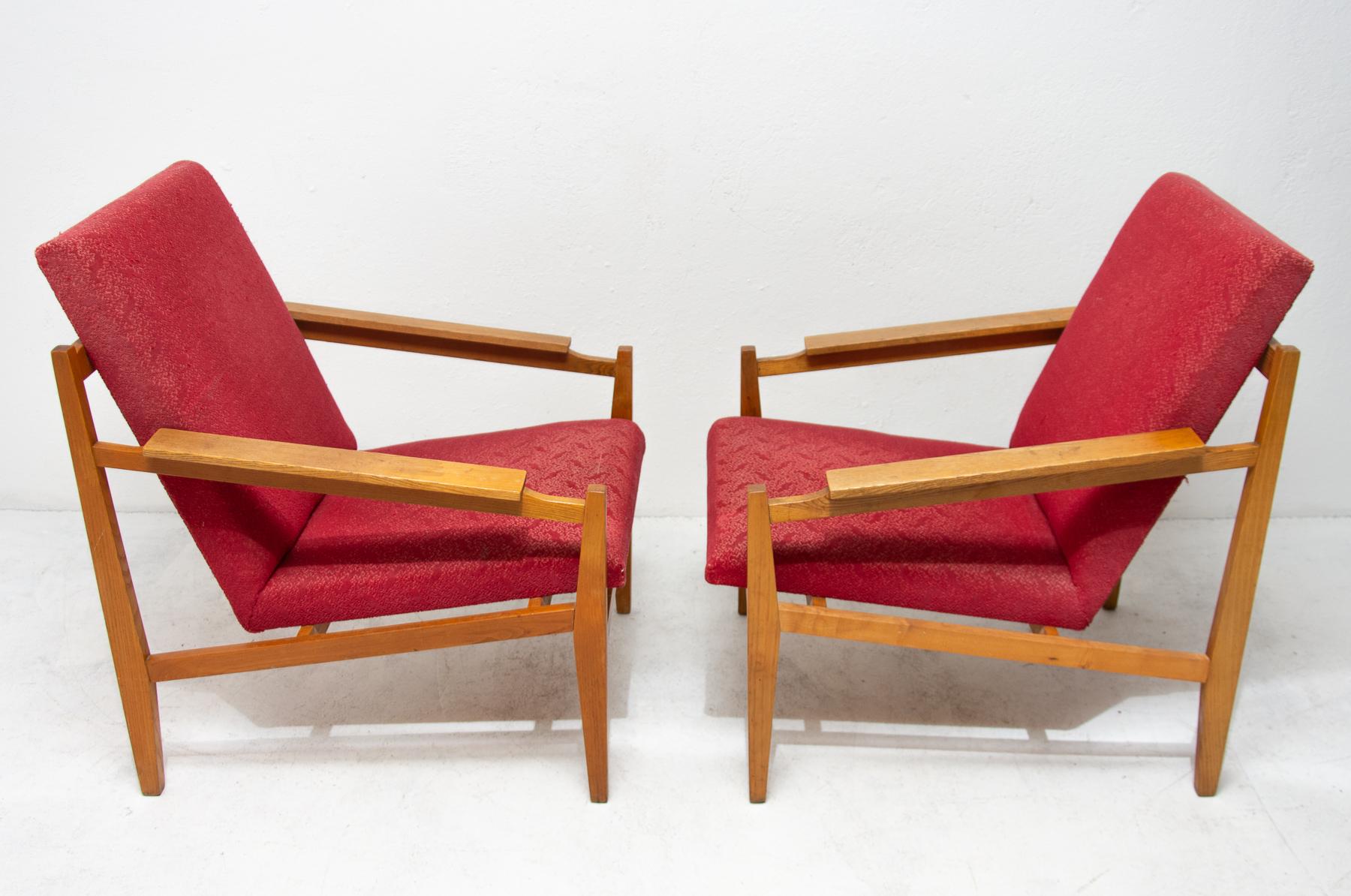 Pair of Midcentury Scandinavian style armchairs, 1960s In Fair Condition For Sale In Prague 8, CZ
