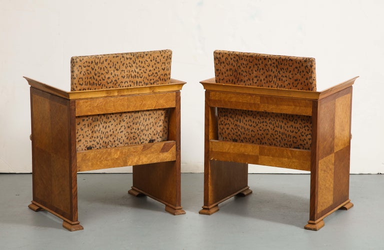 Pair of Midcentury Italian Walnut Armchairs with Leopard Cushions, 1930s  For Sale 3