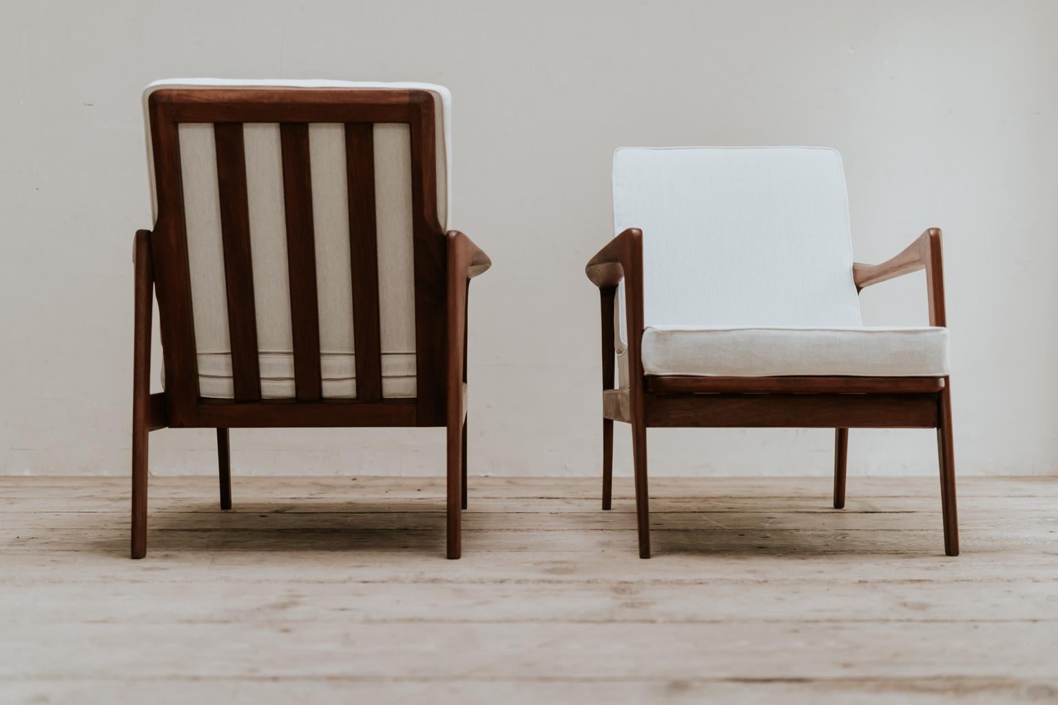 20th Century Pair of Midcentury Wooden Armchairs