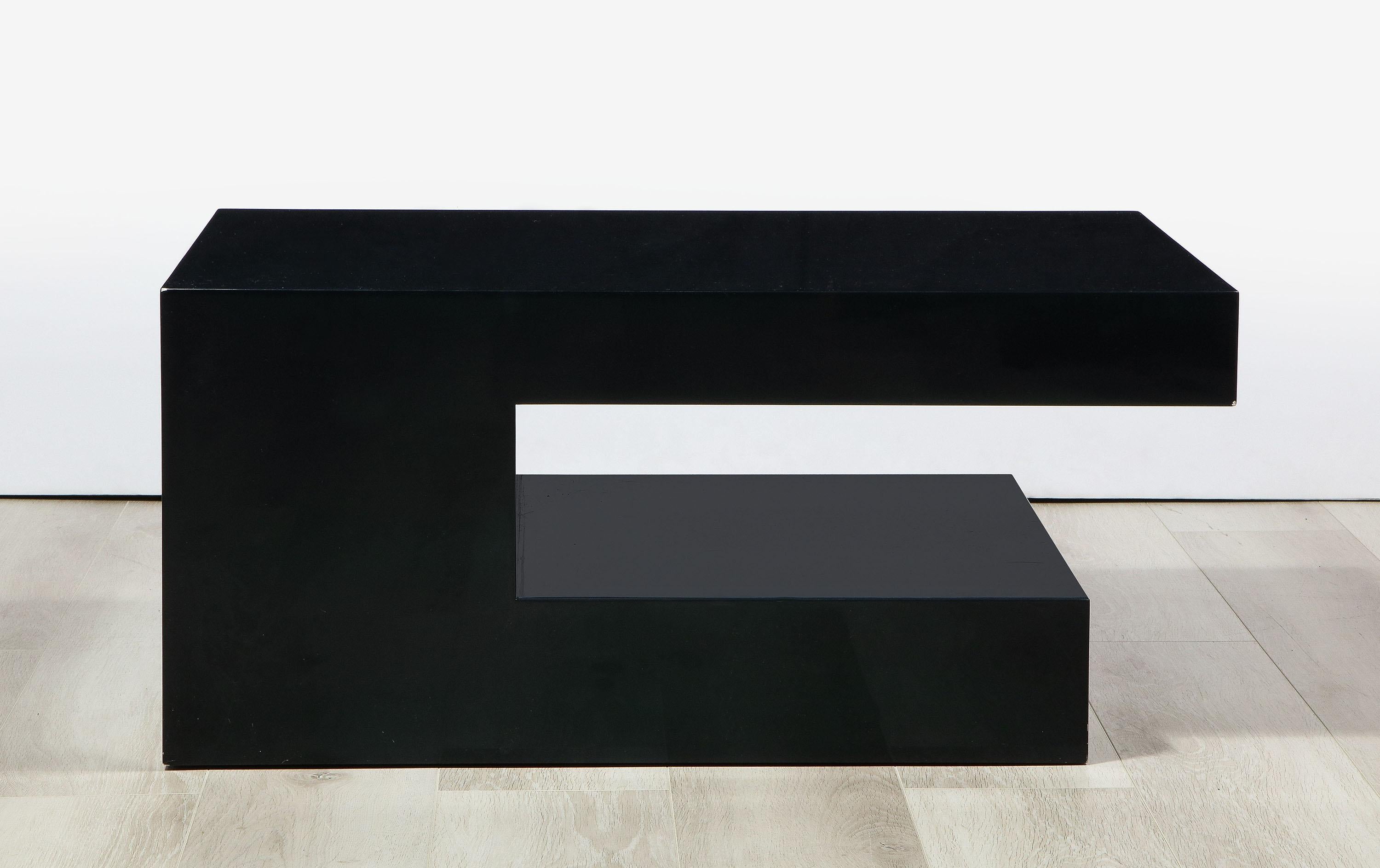 Laque Paire de tables basses laquées bleu nuit, par Studio H Collection en vente