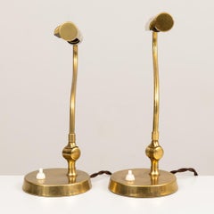 Pareja de lámparas de mesa modelo 52435 de Uppsala Armaturfabrik