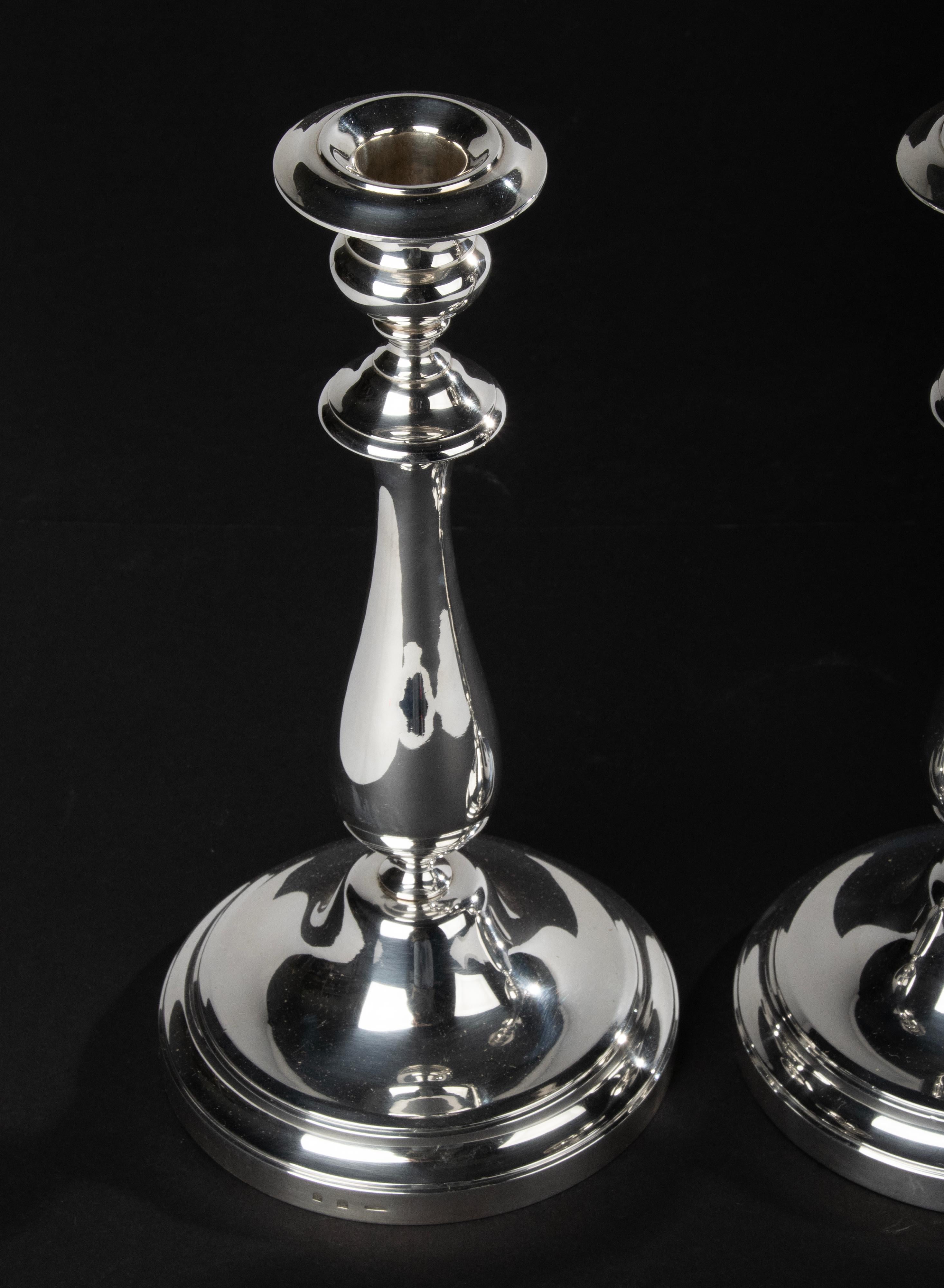 Hand-Crafted A Pair of Modern Classic Silver Plated Candlesticks made by Christofle France