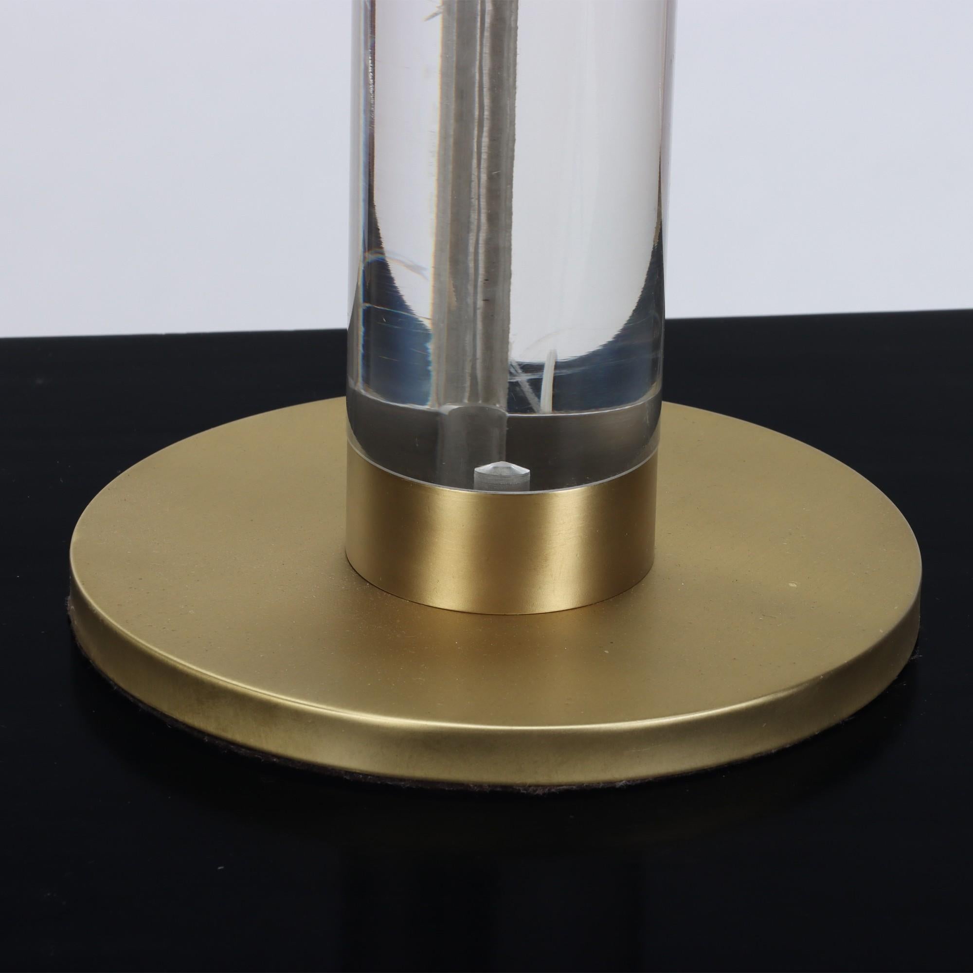 Pair of Modern Lucite Brass Column Table Lamps, circa 1950 For Sale 2