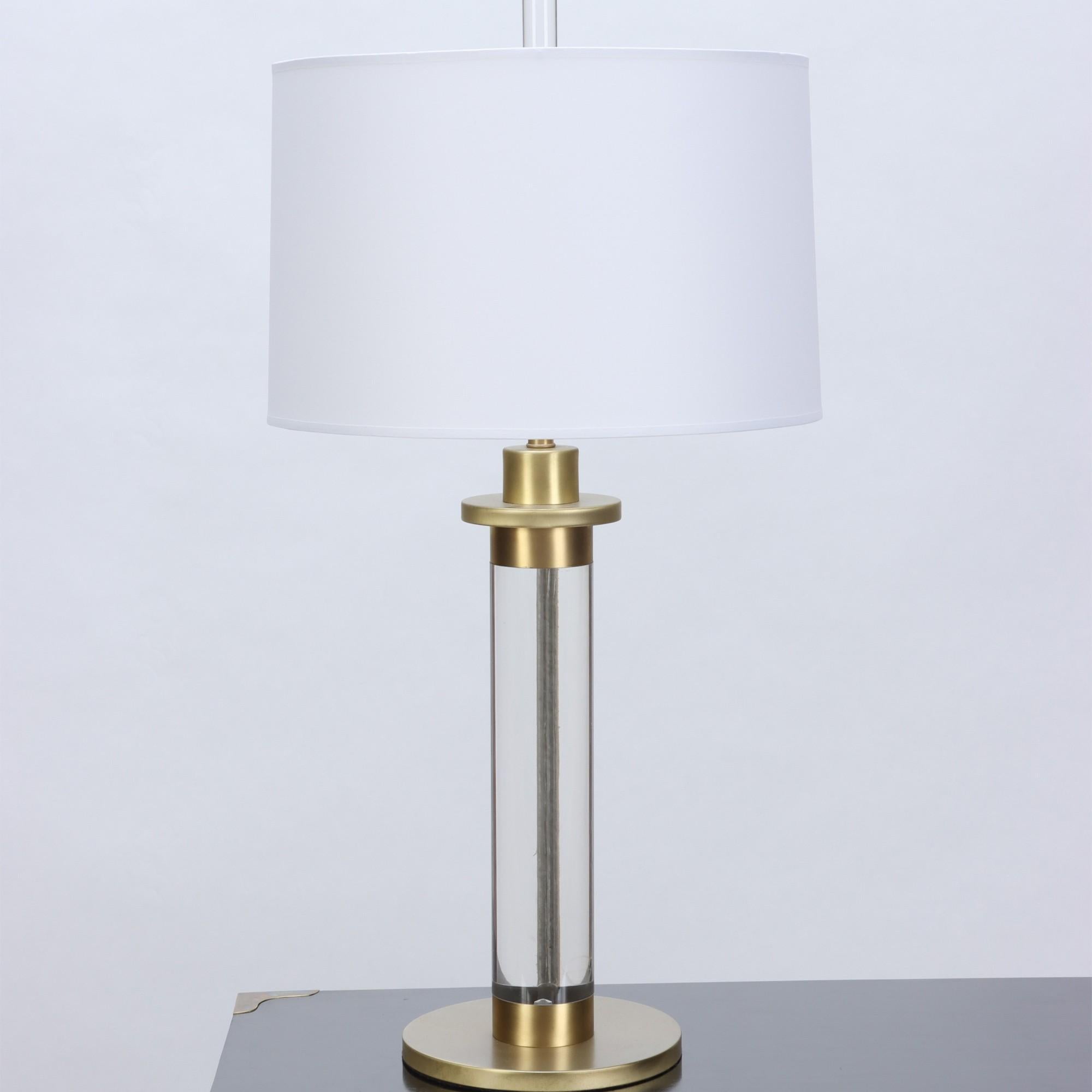 Pair of Modern Lucite Brass Column Table Lamps, circa 1950 For Sale 4