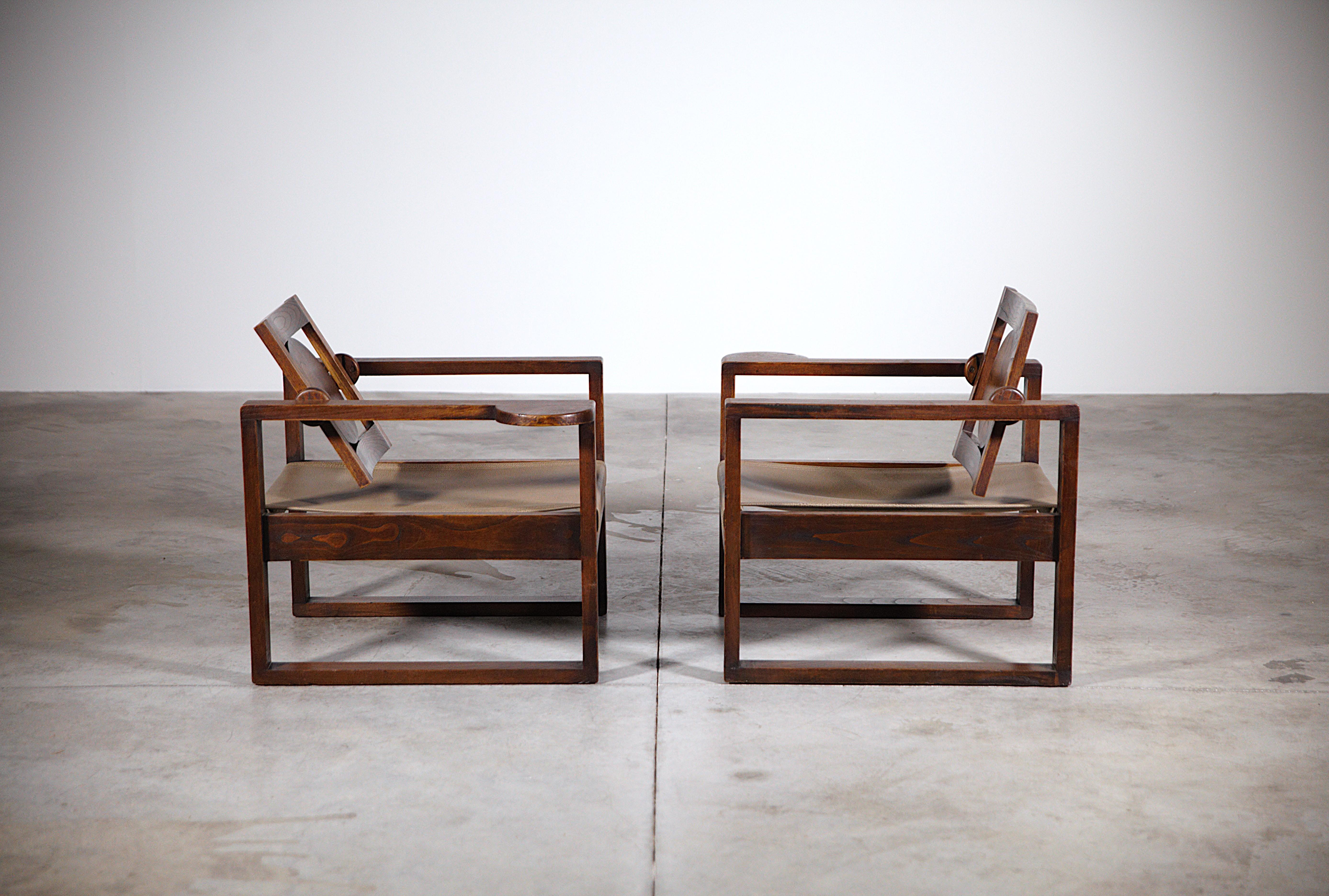 A Pair of Modernist Armchairs by Victor Courtray France 1940s 5