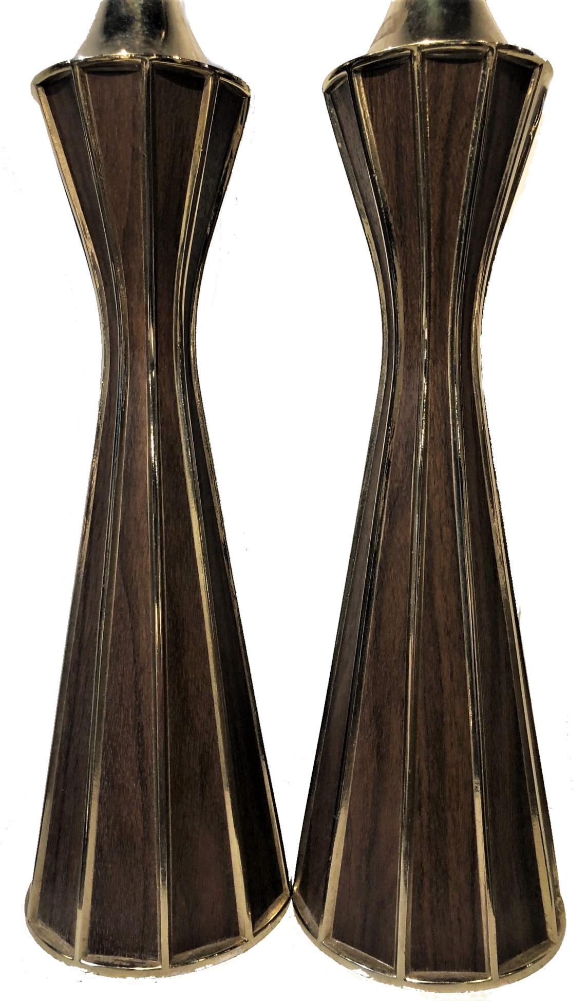 Mid-Century Modern A Pair of Modernist Brass and Wood Lamps in Mastercraft Style, ca. 1960s