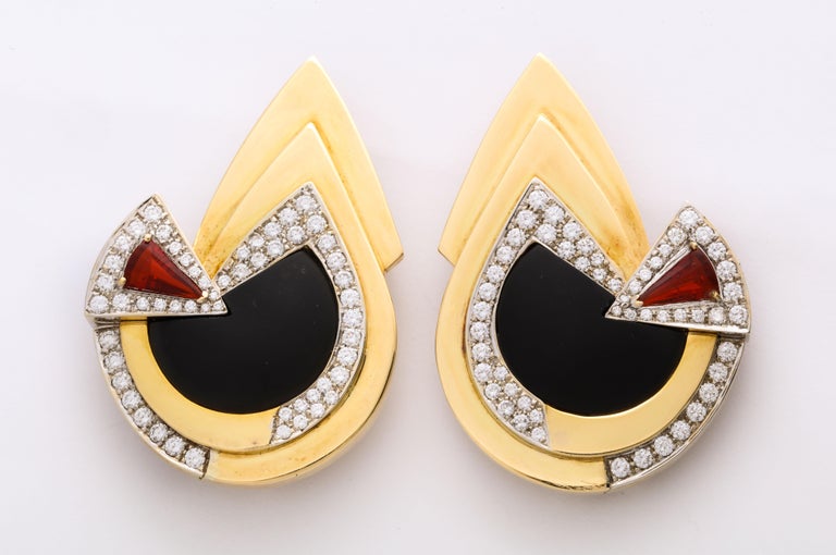 Pair of Modernist Brooches by Emis For Sale at 1stDibs