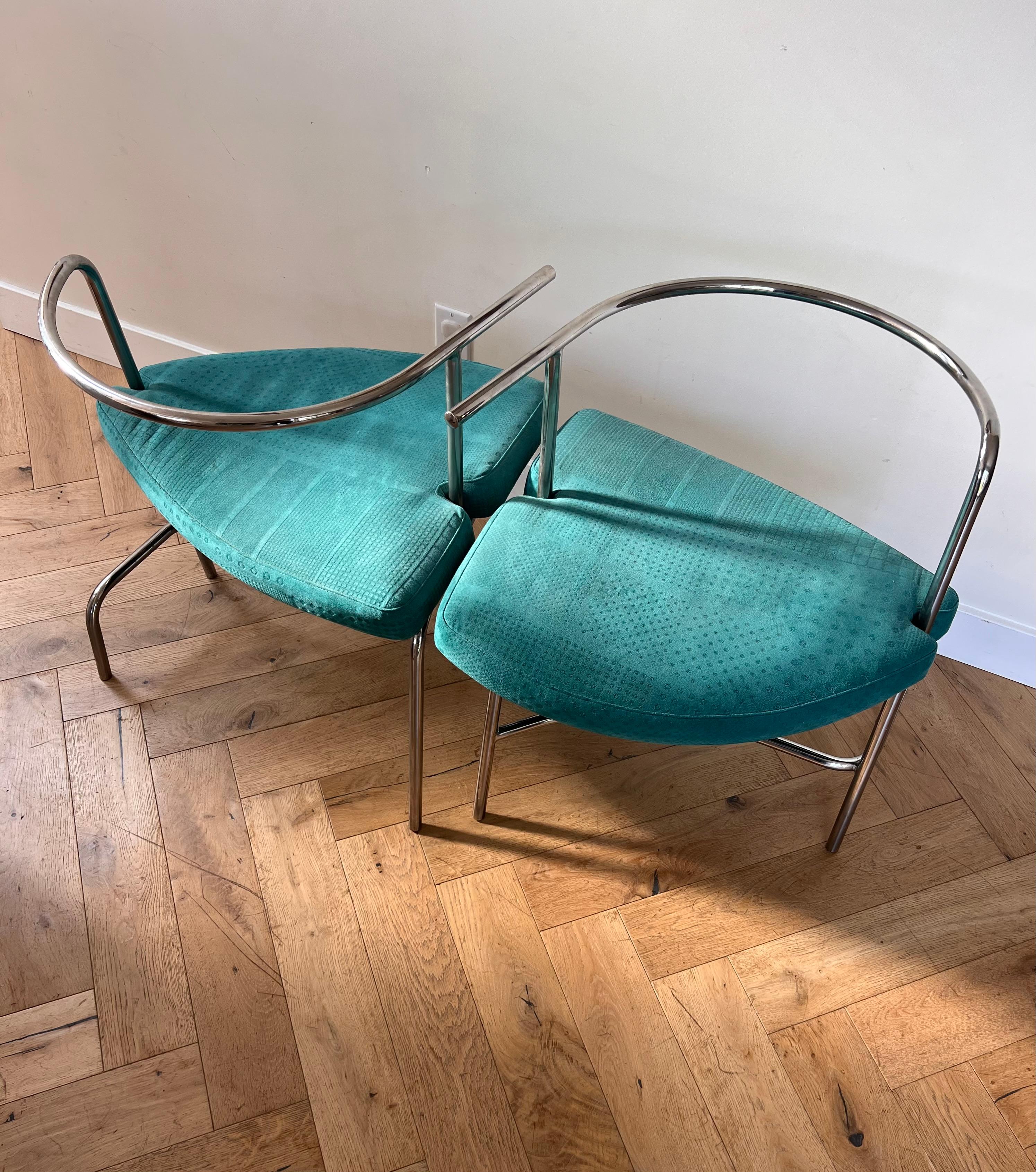 Pair of Modernist Italian Geometric Armchairs, C 1970 For Sale 1