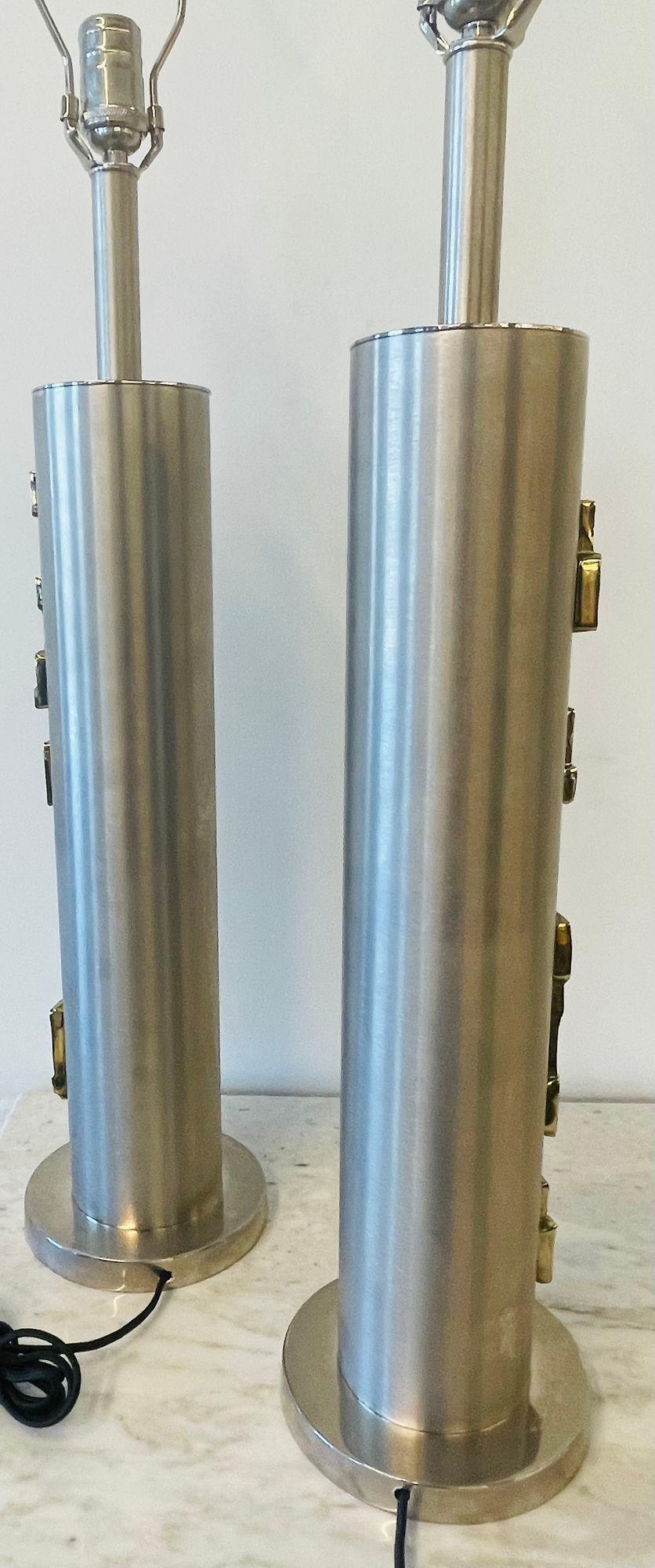 Pair of Modernist Table Lamps, Brushed Nickel and Sculptural Metal, 1970s For Sale 3