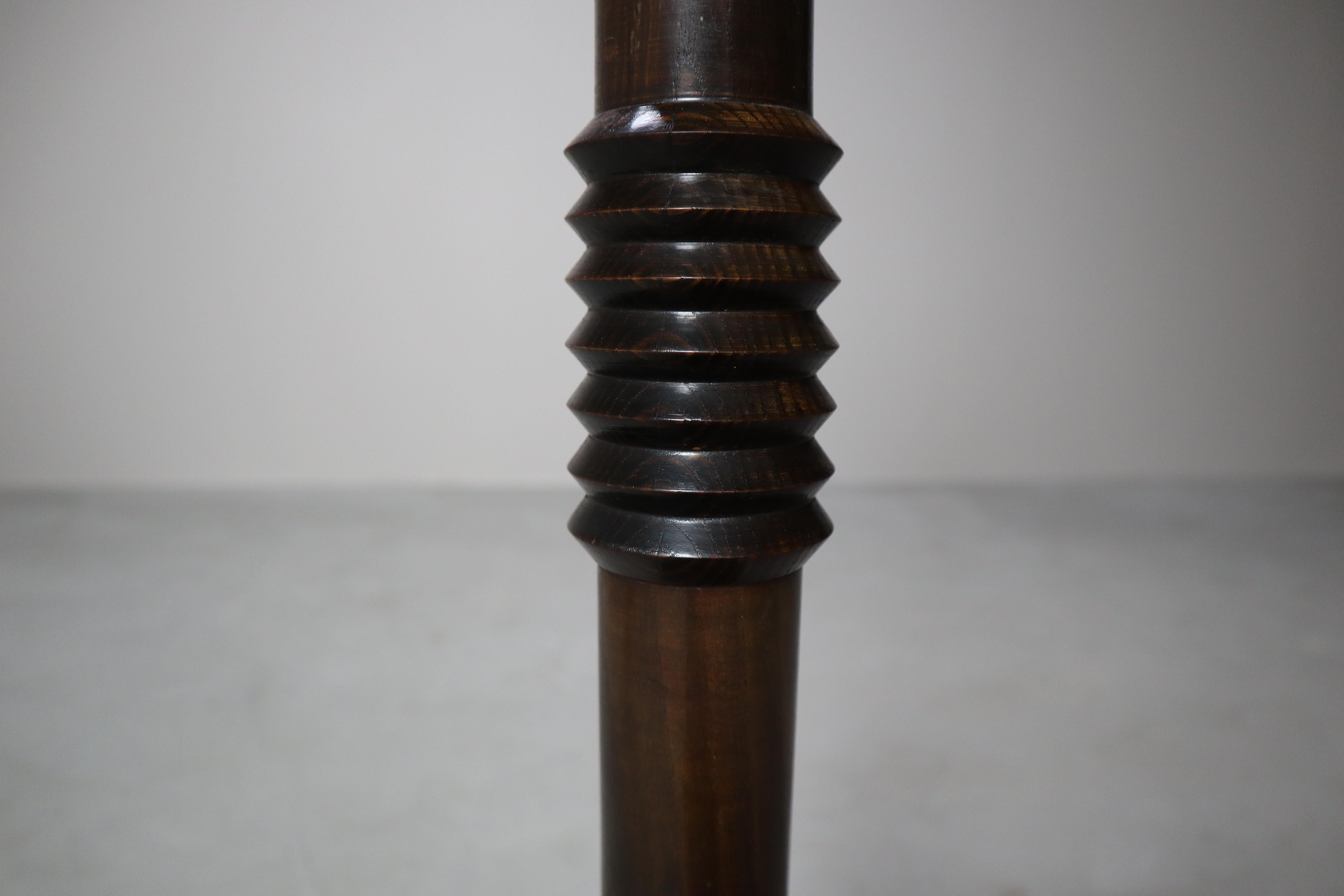 Coppia di portacandele modernisti in legno per chiese, 1945-1960 in vendita 7