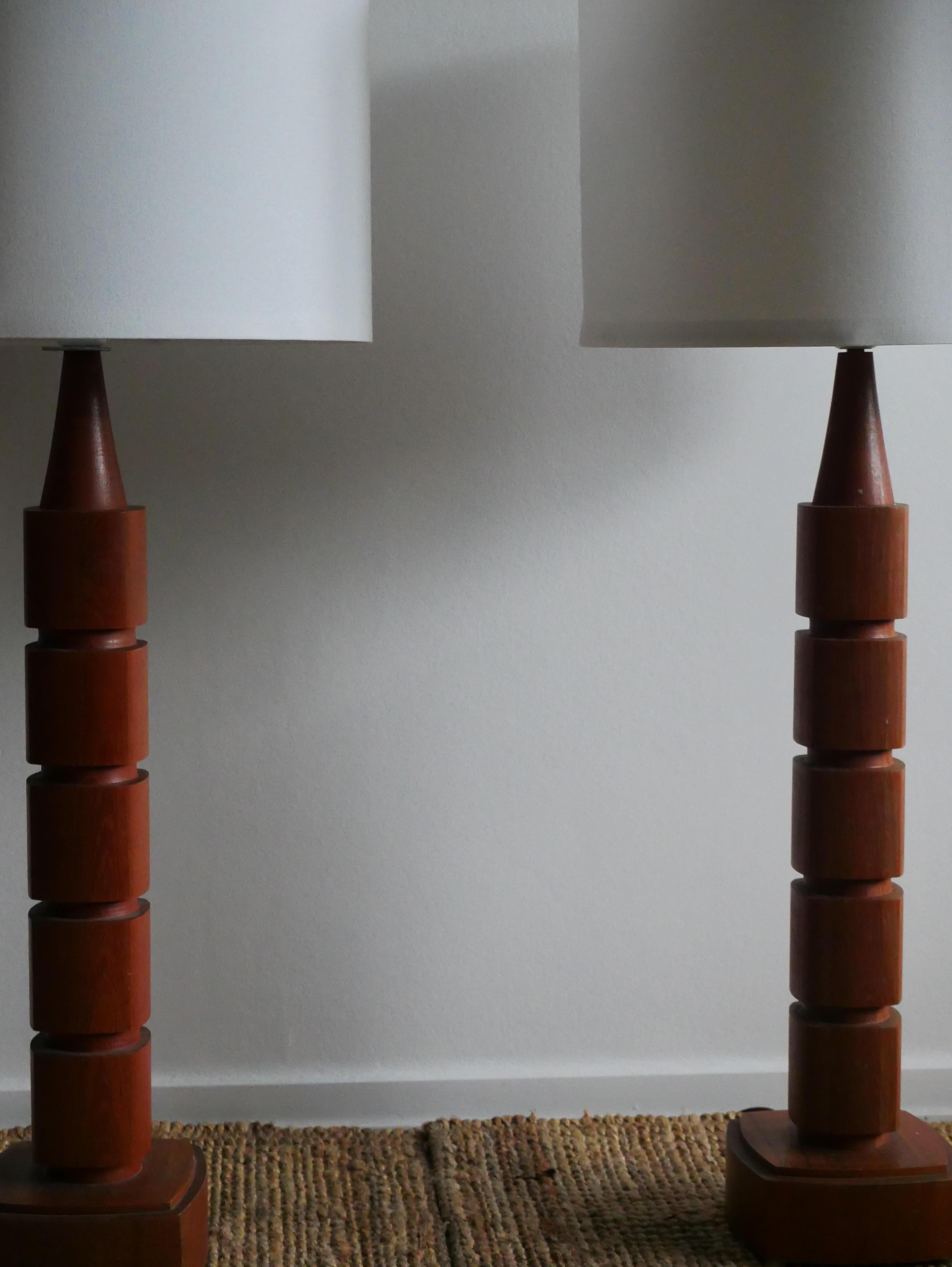 Scandinave moderne Paire de lampadaires Eskilstuna Armaturer 1970 en vente