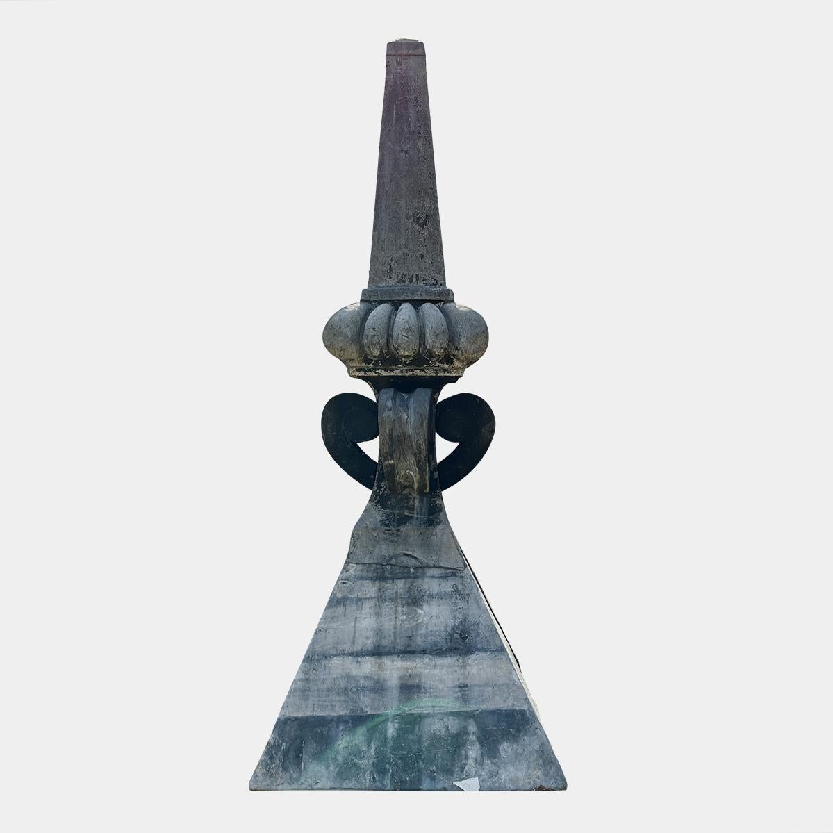 A Pair Of Monumental Lead Antique Obelisks Finials  In Good Condition For Sale In London, GB