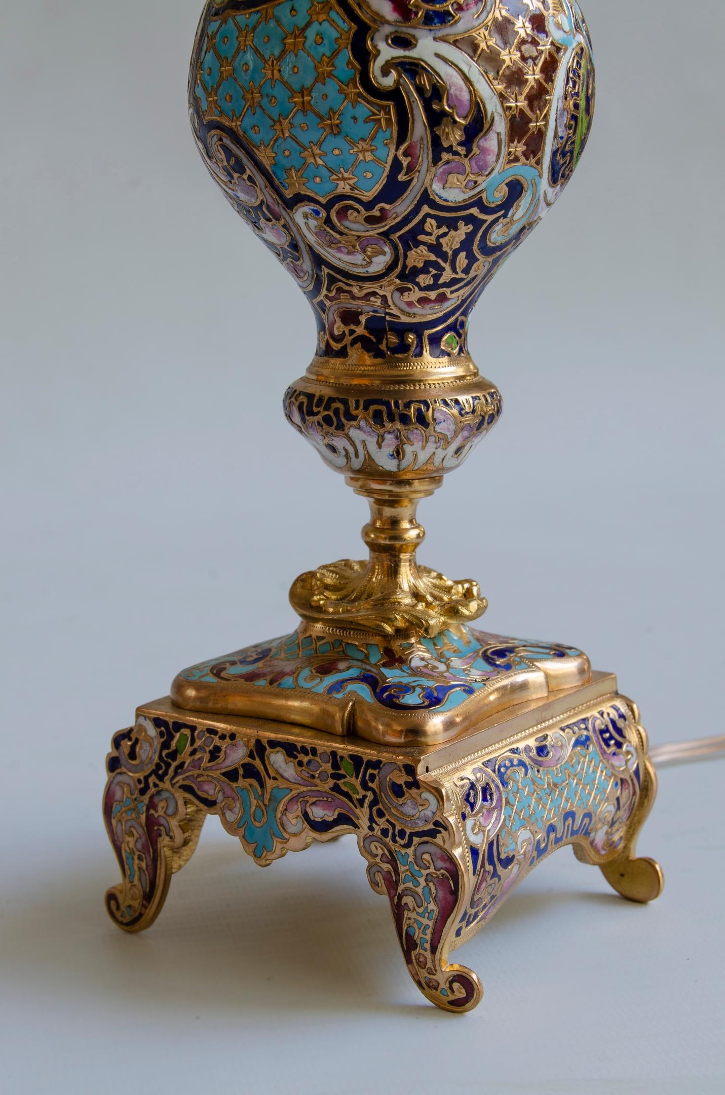 Ein Paar Champleve-Lampen von Napoleon III. (Französisch) im Angebot