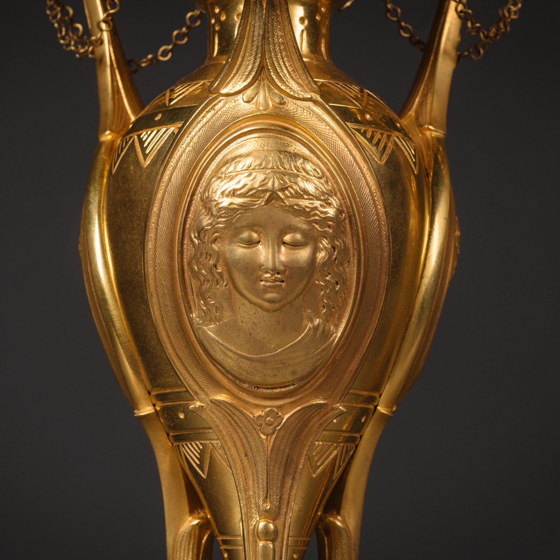 Francese Coppia di candelabri a tre luci in bronzo dorato Napoleone III di Henri Picard in vendita