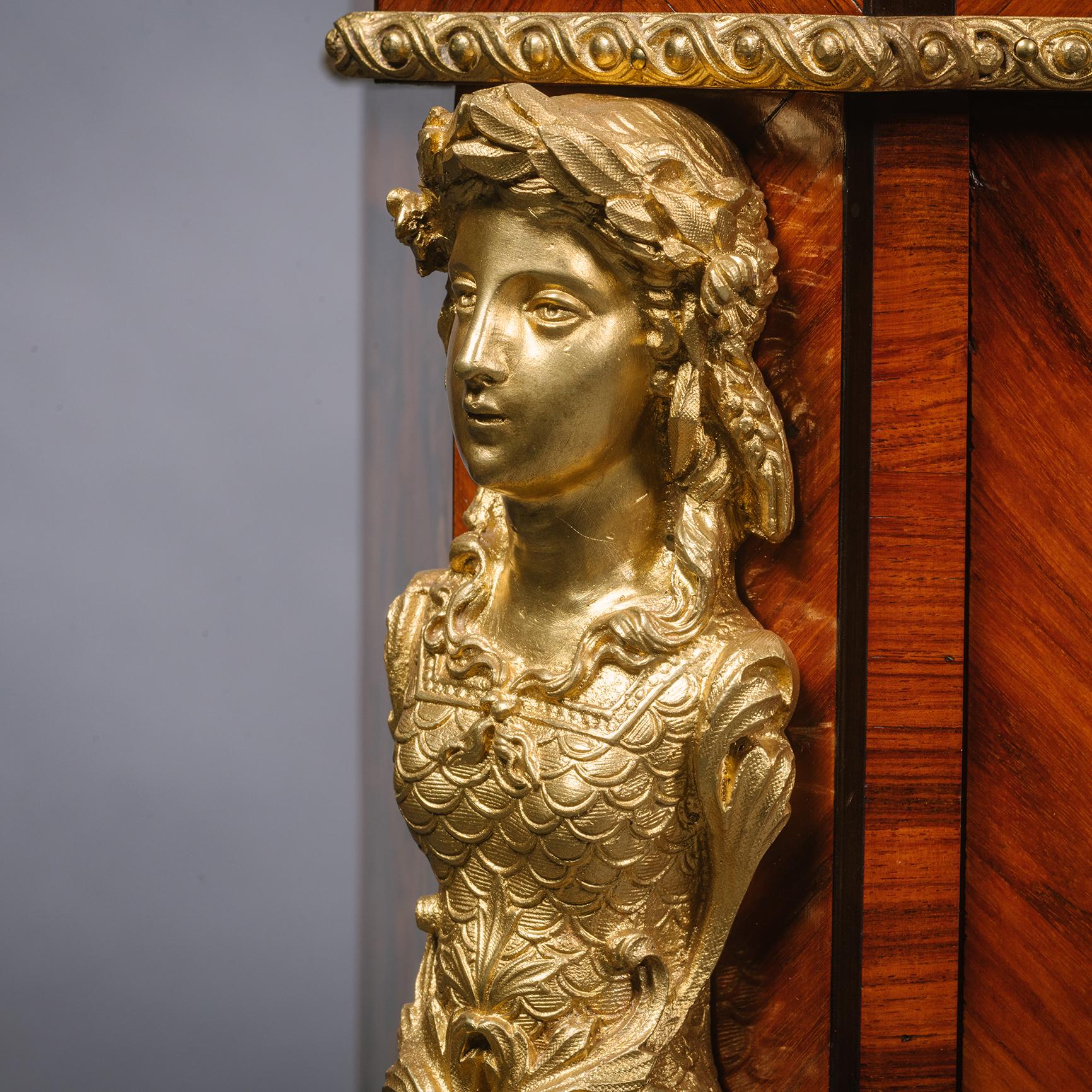 Paire d'armoires latérales en marqueterie montées en bronze doré Napoléon III en vente 2