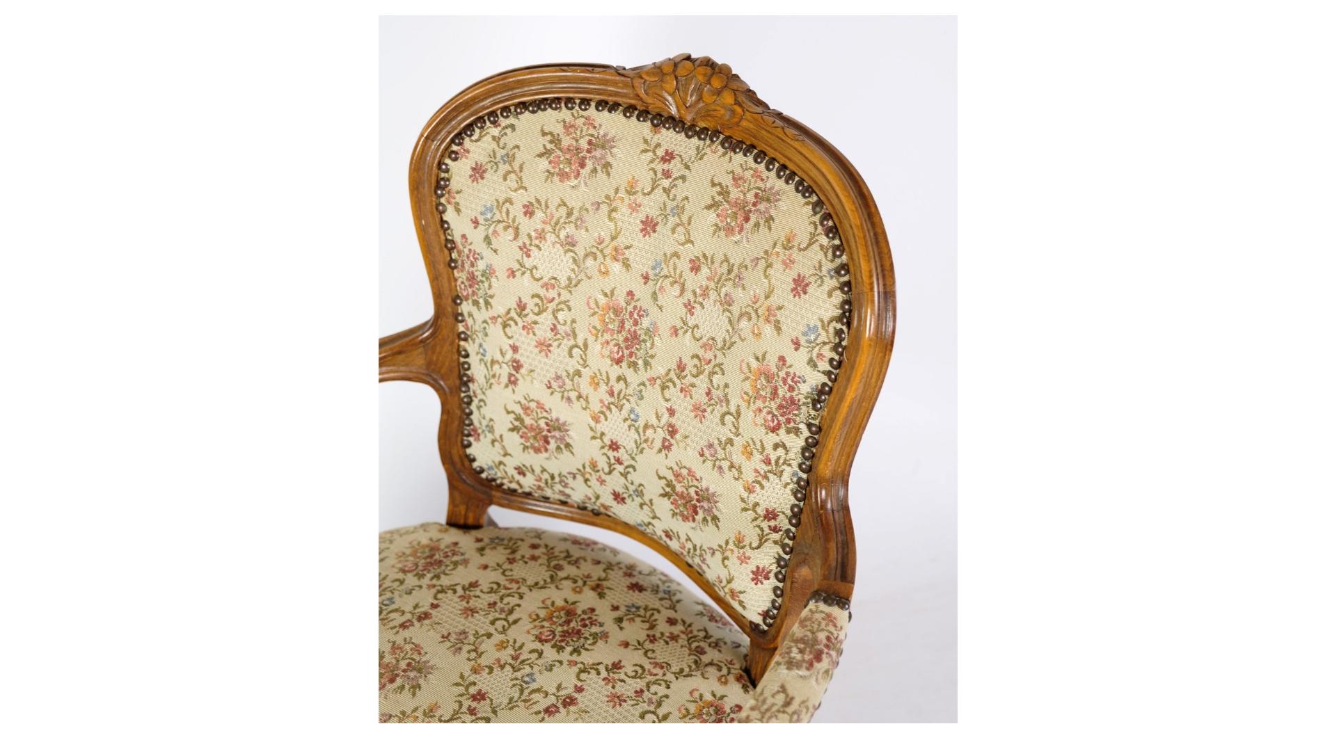 Pair of Neo-Rococo Armchairs Made In Light Wood With Decorated Fabric From 1930s In Good Condition For Sale In Lejre, DK