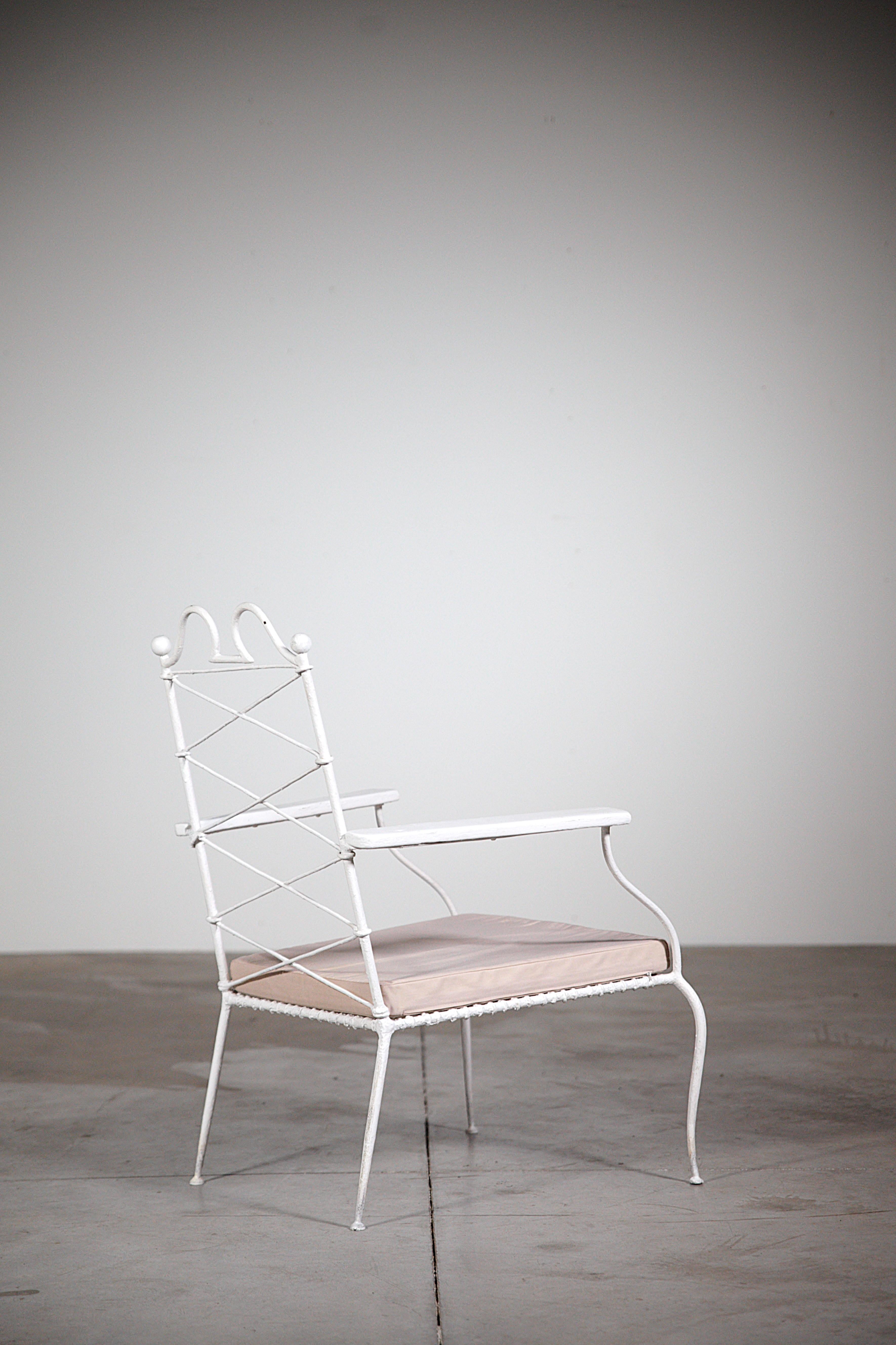 Paire de fauteuils néoclassiques par René Prou France 1950's en vente 6