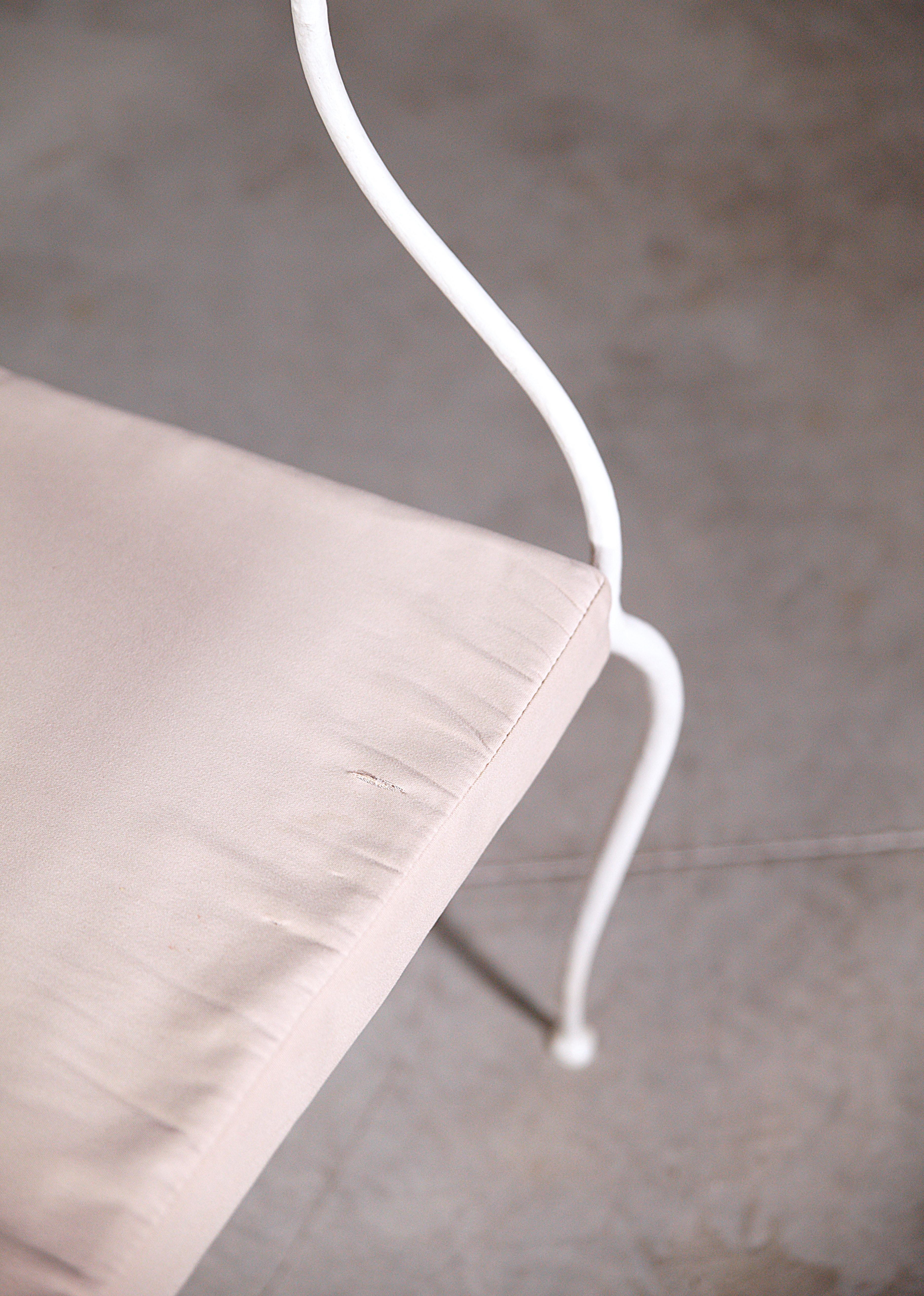 Paire de fauteuils néoclassiques par René Prou France 1950's en vente 7