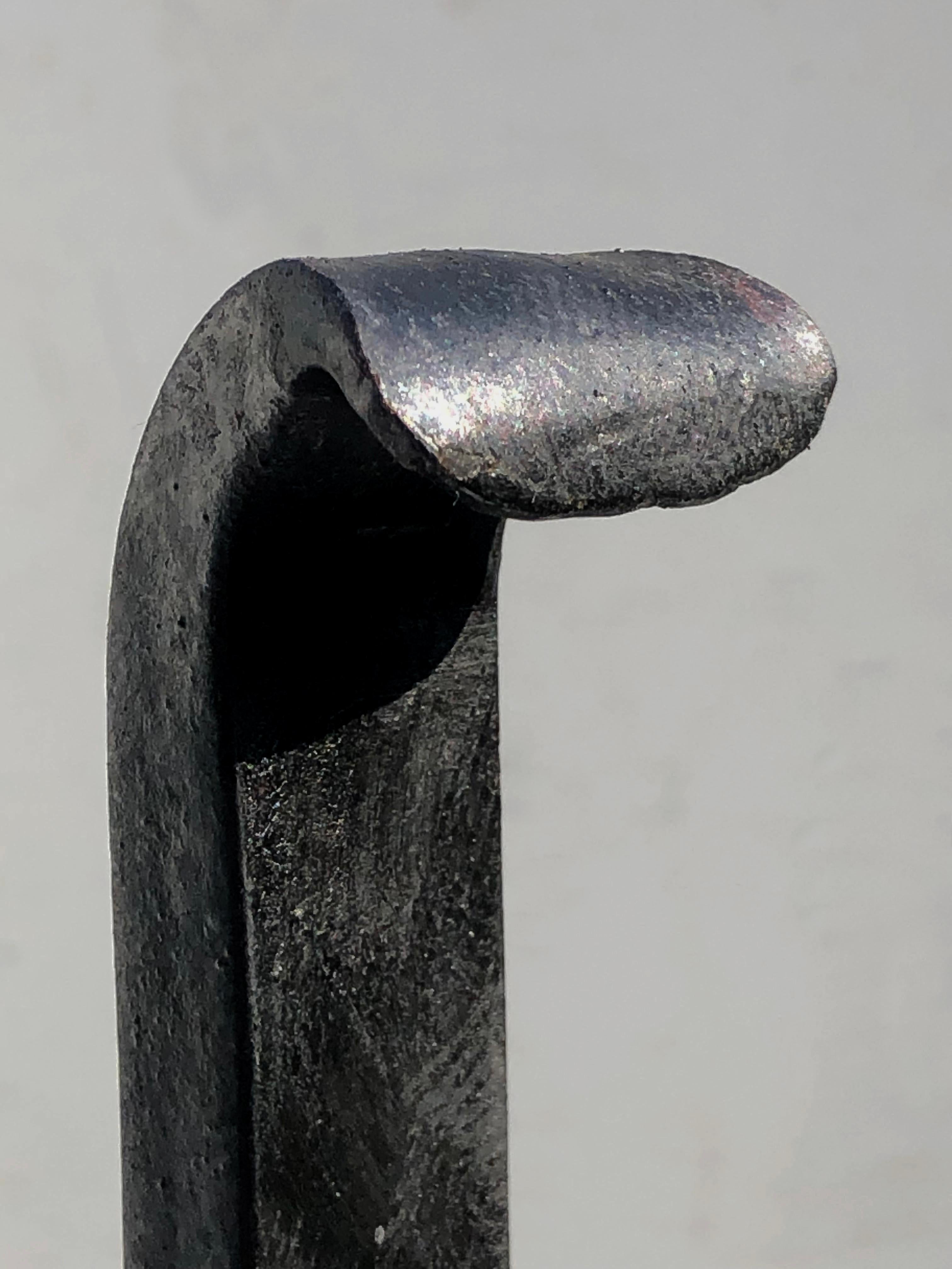 Français Paire d'ANDIRONS BRUTALISTES NEOCLASSIIQUES SHABBY-CHIC Wrought Iron, France 1960 en vente