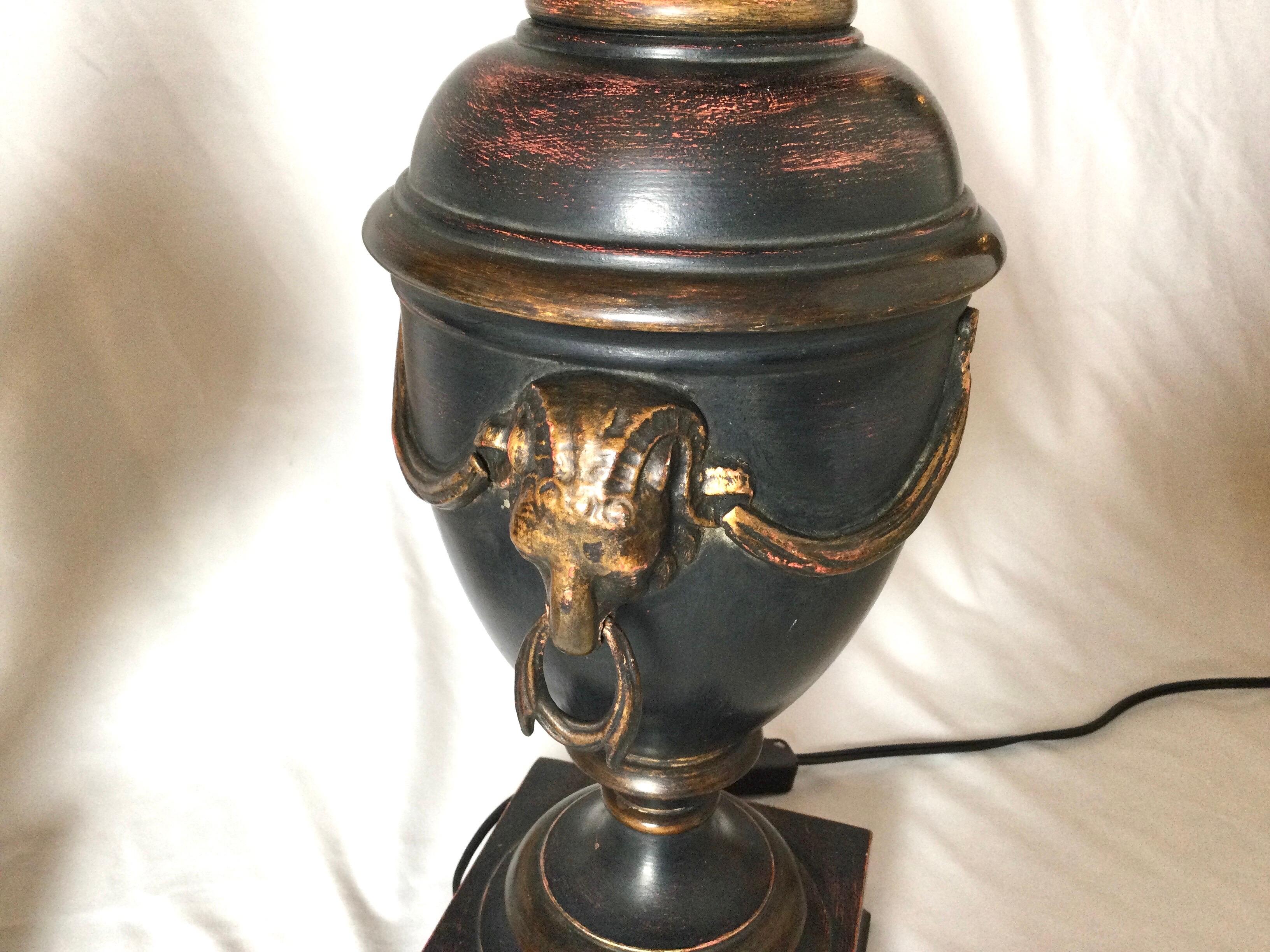 Early 20th Century Pair of Neoclassical Patinated Urn Lamps