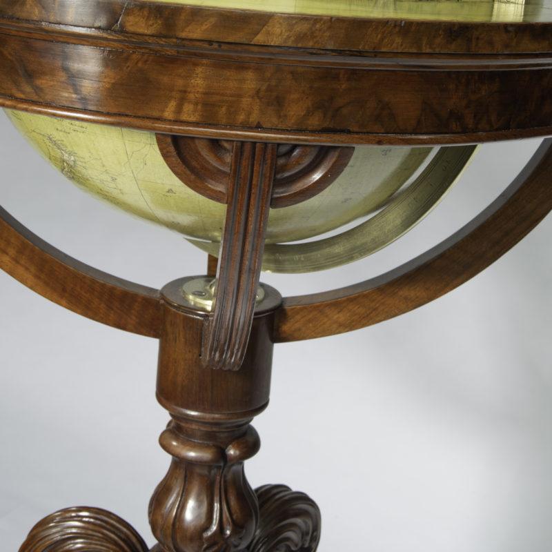 Milieu du XIXe siècle Paire de globes de 15 pouces Newton and Son 'New & Improved' (nouveau et amélioré) en vente