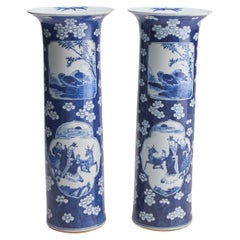 Antique A pair of nineteenth Century Chinese blue and white sleeve vases (Circa 1870)