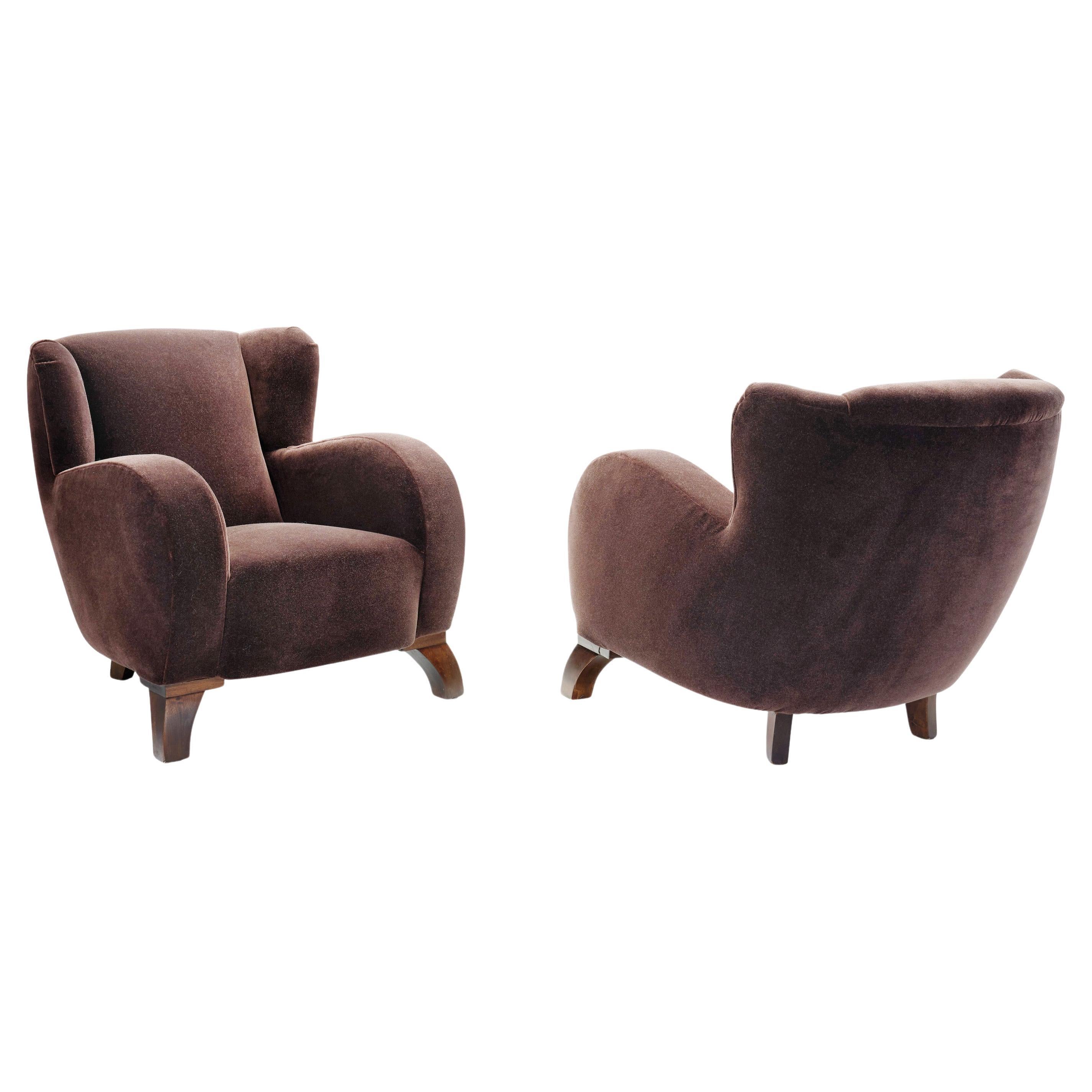 A Pair of Oak and Mohair Art Deco Armchairs, Europe 20th Century