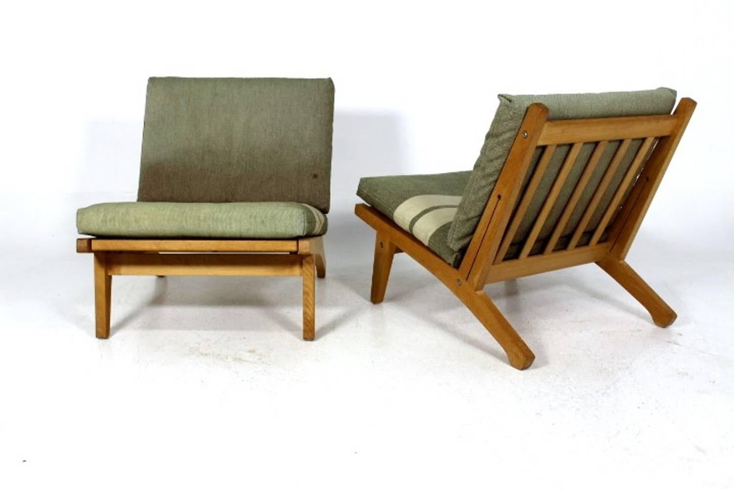 Scandinavian Modern Pair of Oak Lounge Chairs 