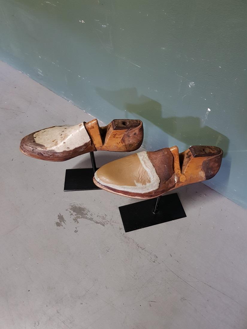 European Pair of Old Wooden Shoe Molds on a Metal Standard, First Half of 20th Century For Sale