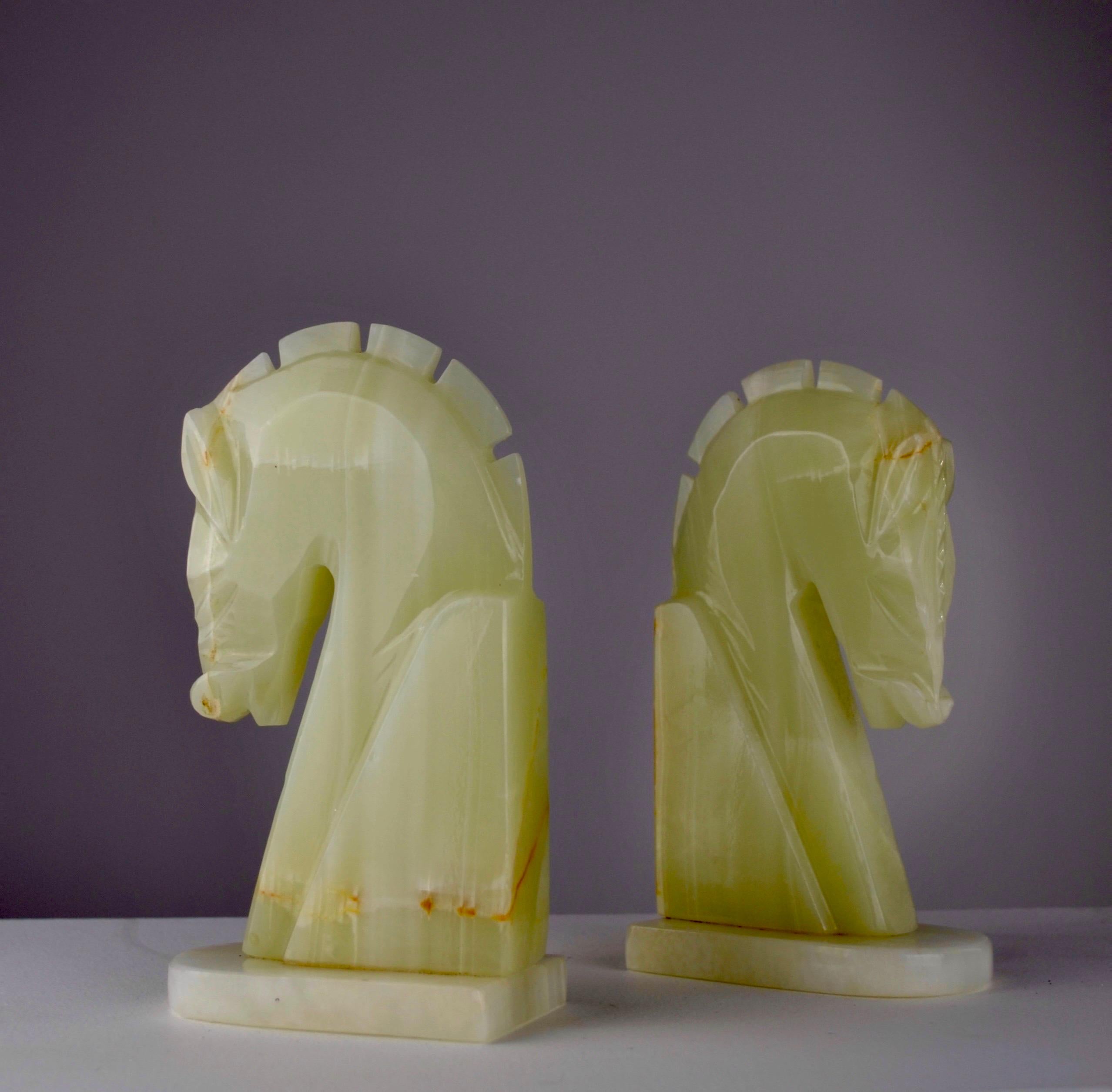 Mid-Century Modern A Pair of Onyx Bookends – Horse Heads – Italy - 1970s For Sale