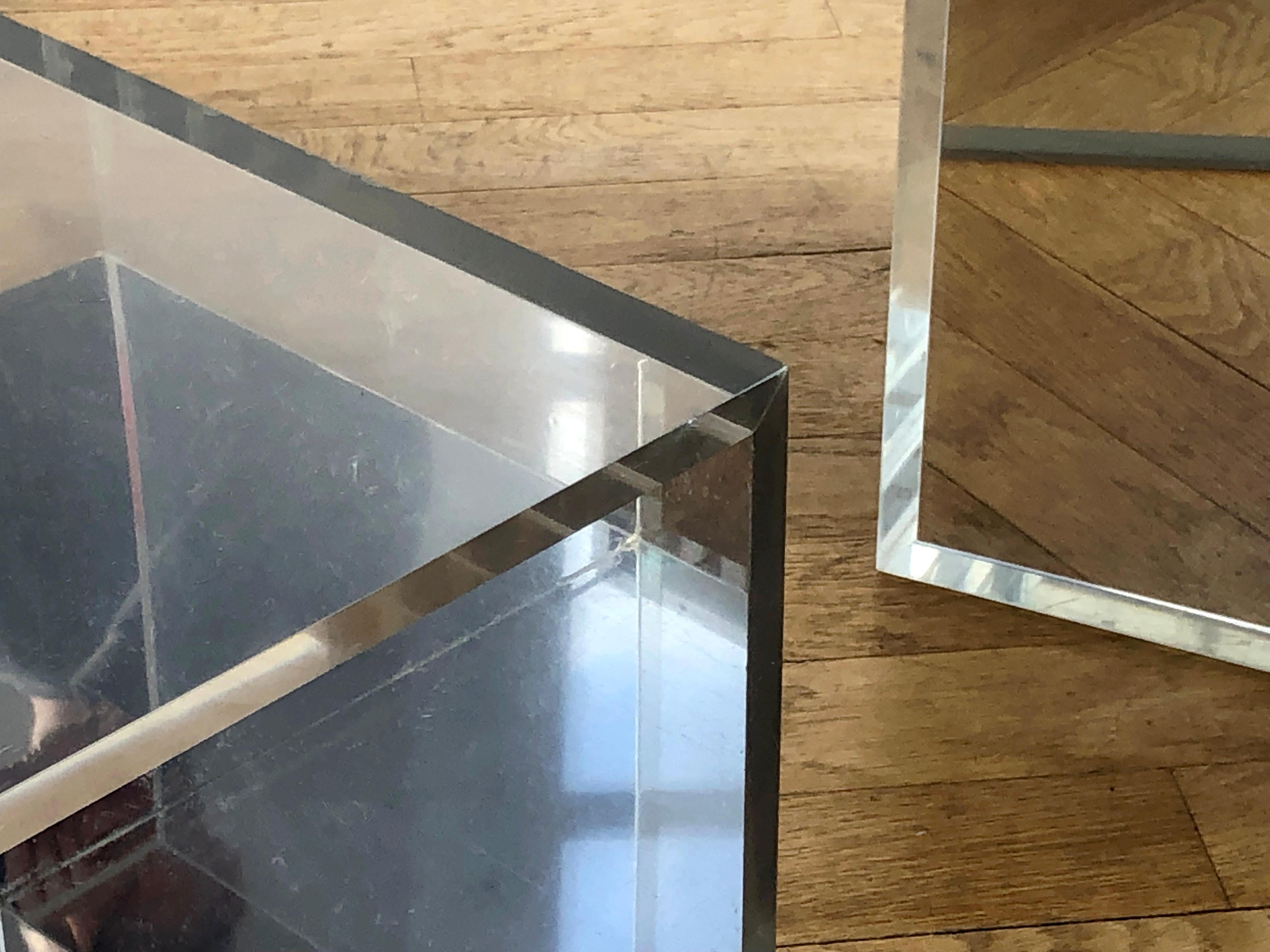 A Pair of OP-ART LUCITE & MIRROR Infinity NESTING or SIDE TABLES, France 1970 For Sale 3