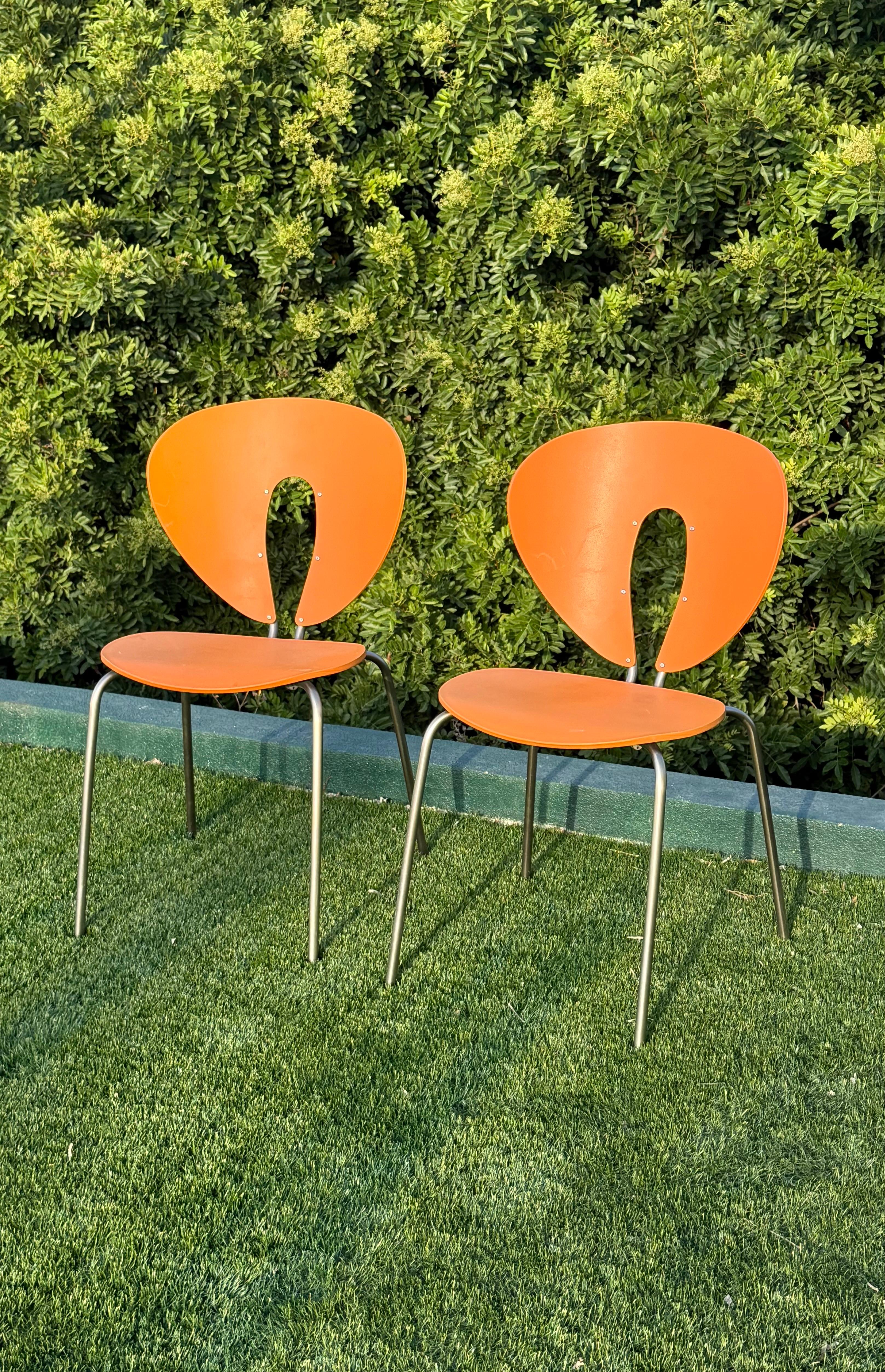 Pareja de sillas Globus naranjas de Jesus Gasca para STUA, España finales del siglo XX en venta 11
