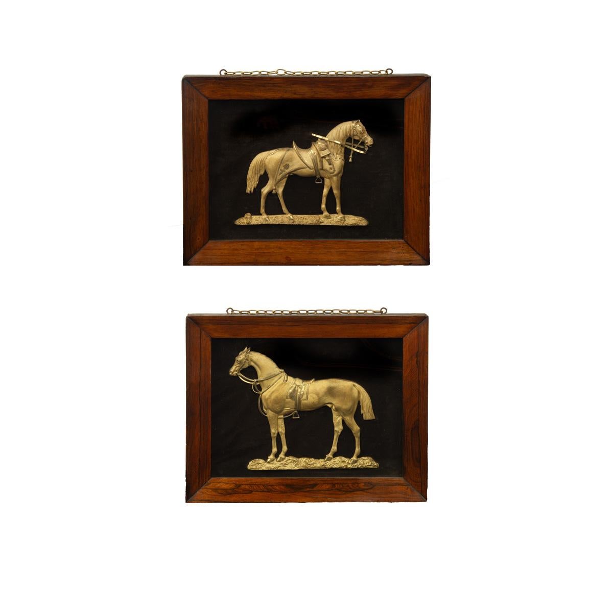 Ein Paar Ormolu-Pferdeporträts der berühmten Kriegspferde 