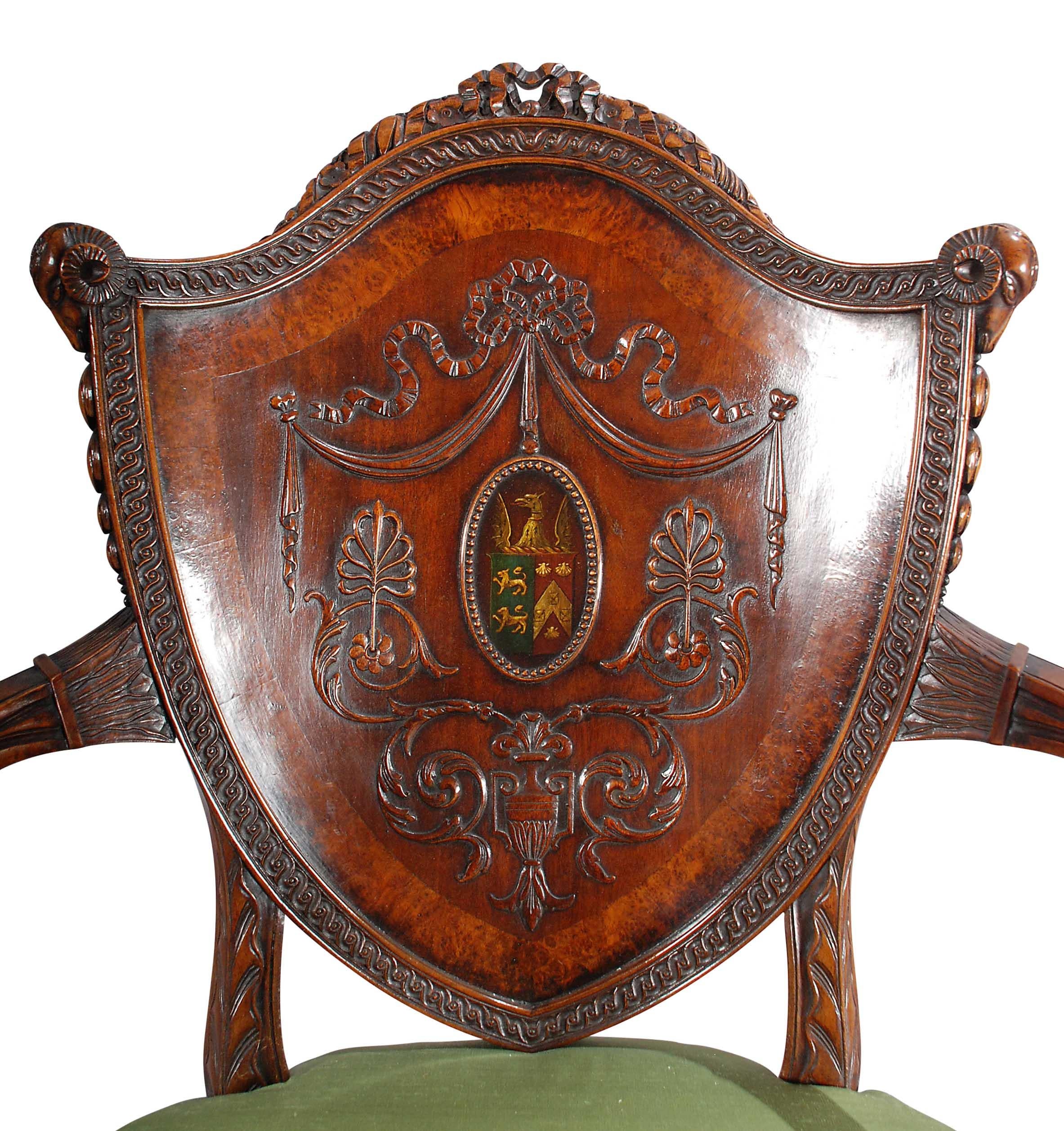 Ein Paar überdimensionale Sessel mit Schildrücken (Englisch) im Angebot