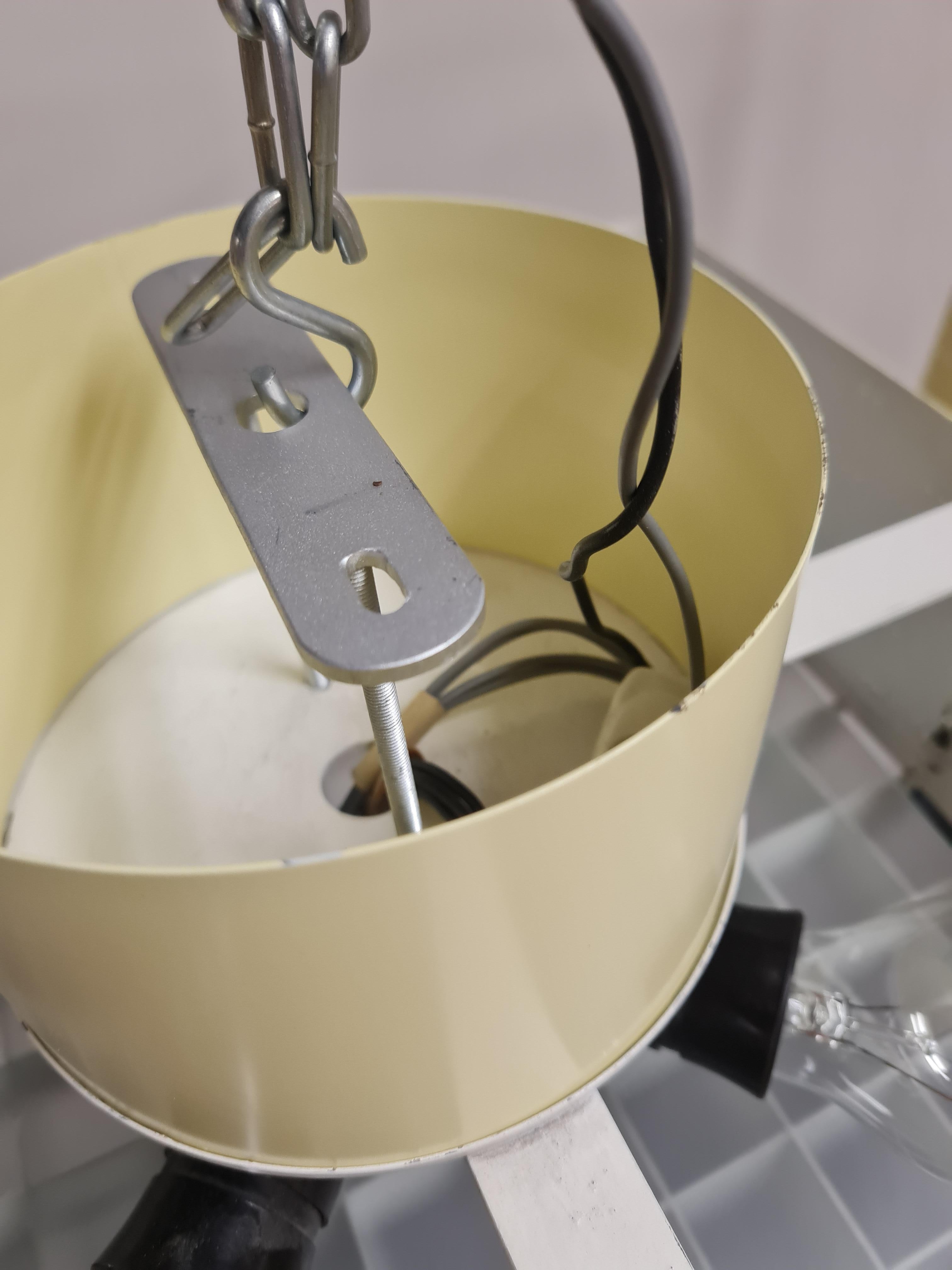 Coppia di lampade da soffitto Paavo Tynell Starry Sky 9068, in giallo e bianco, Idman in vendita 10