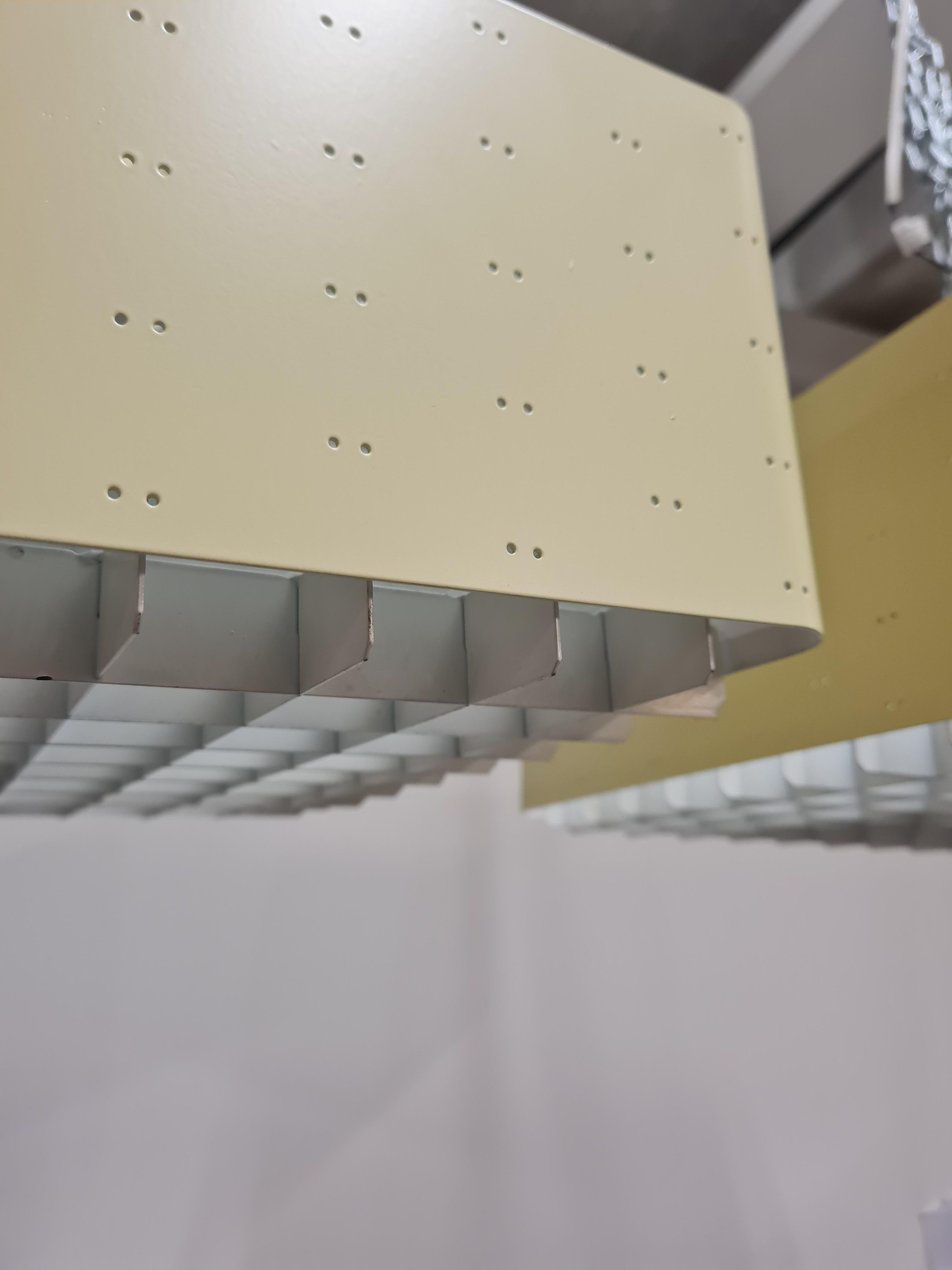 Coppia di lampade da soffitto Paavo Tynell Starry Sky 9068, in giallo e bianco, Idman in vendita 2