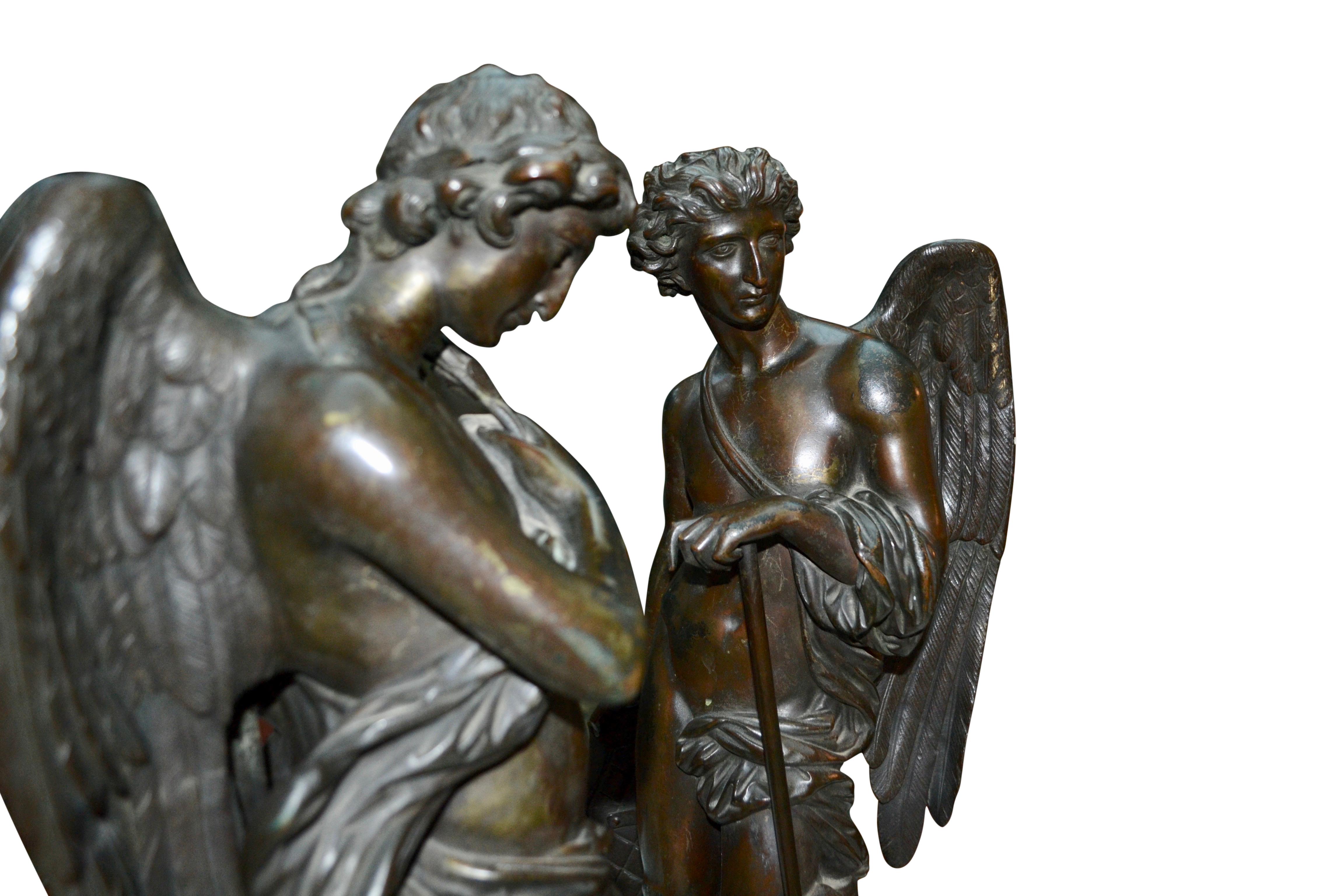 Paire de figurines ailées en bronze patiné  Statues de grecques classiques masculines et figuratives en vente 11