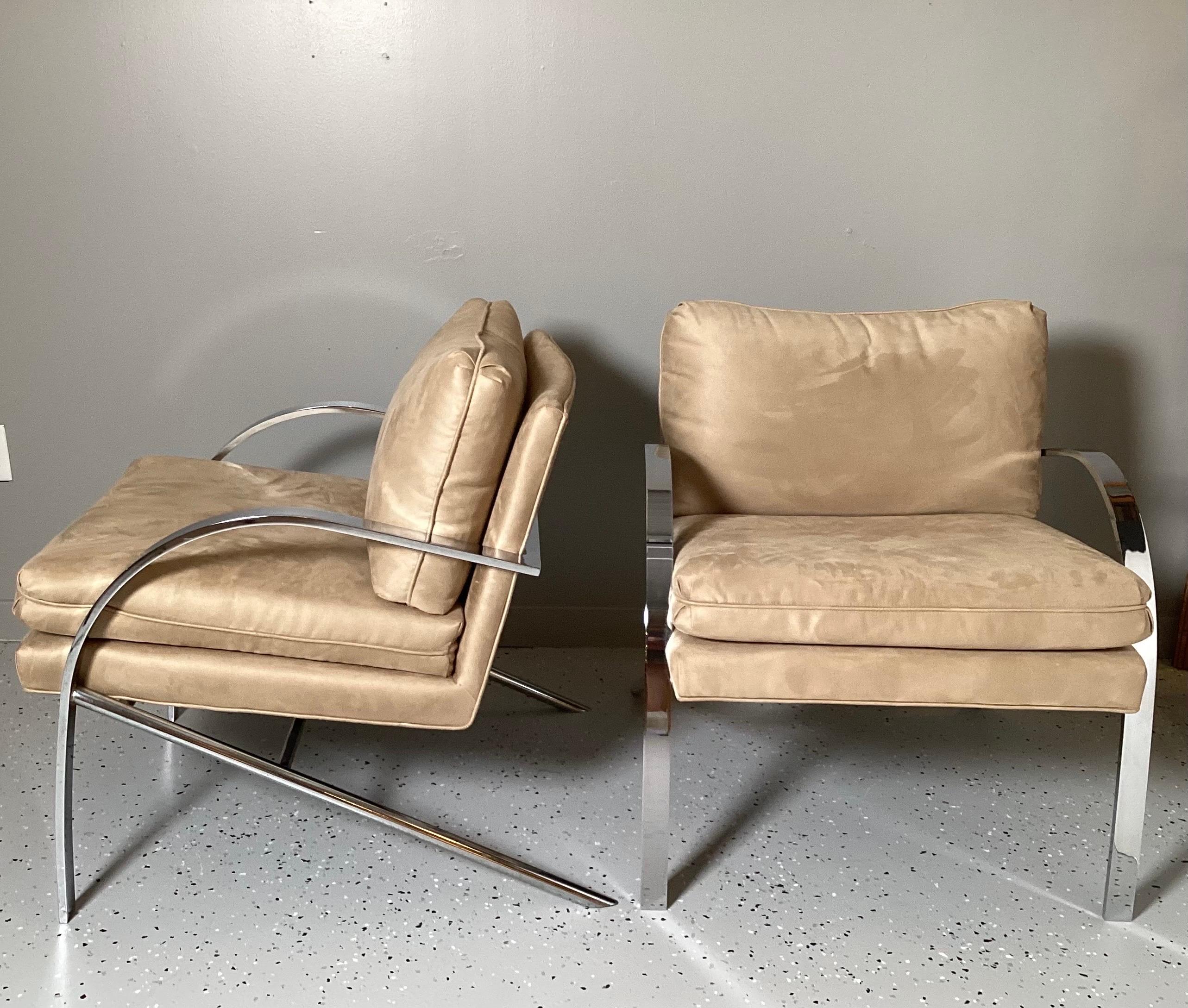 Pair of Paul Tuttle Arco Lounge Chairs In Good Condition In Lambertville, NJ