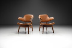 Ein Paar „Penguin“-Sessel von Louis van Teeffelen, Niederlande 1960er Jahre