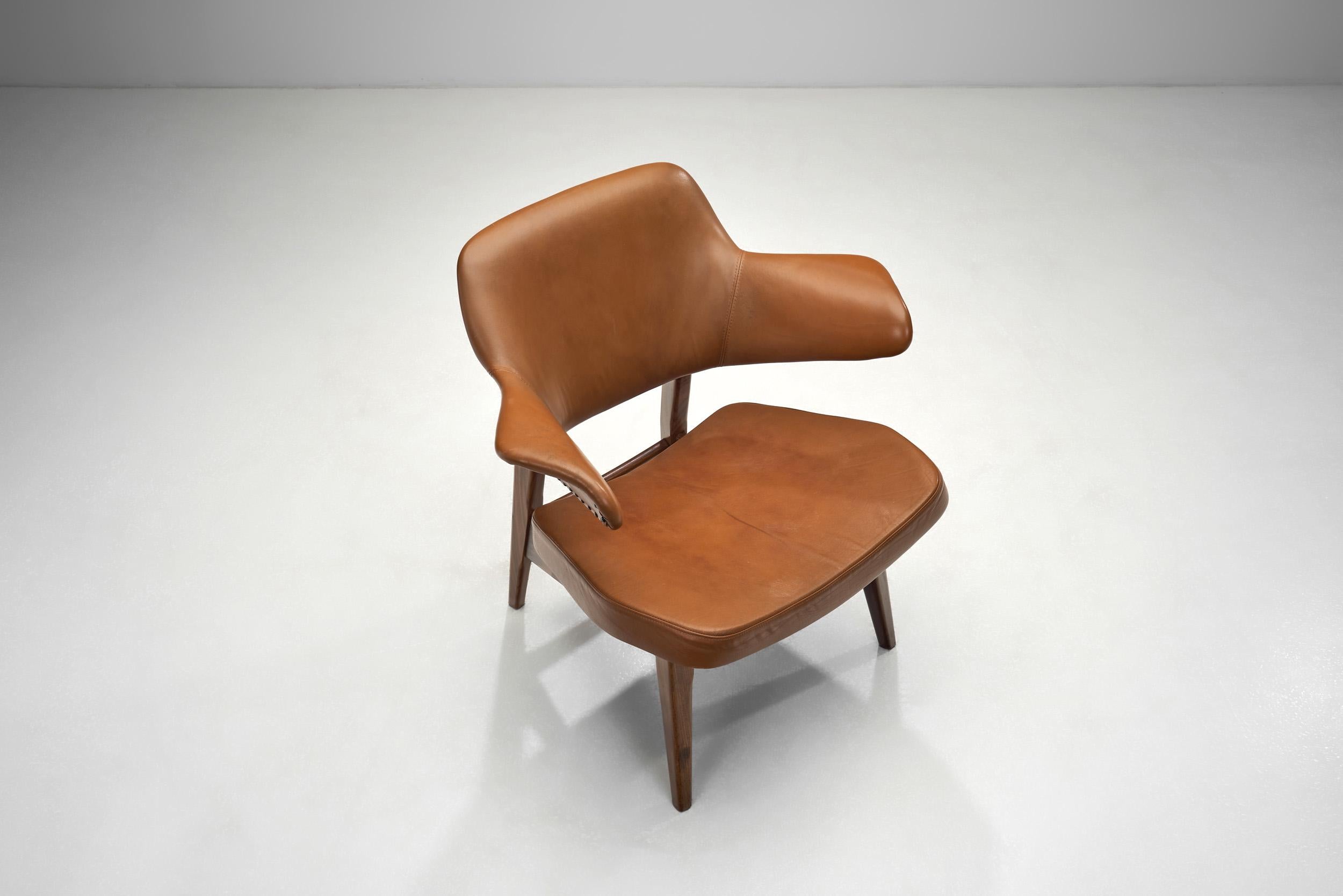 Milieu du XXe siècle Paire de fauteuils 