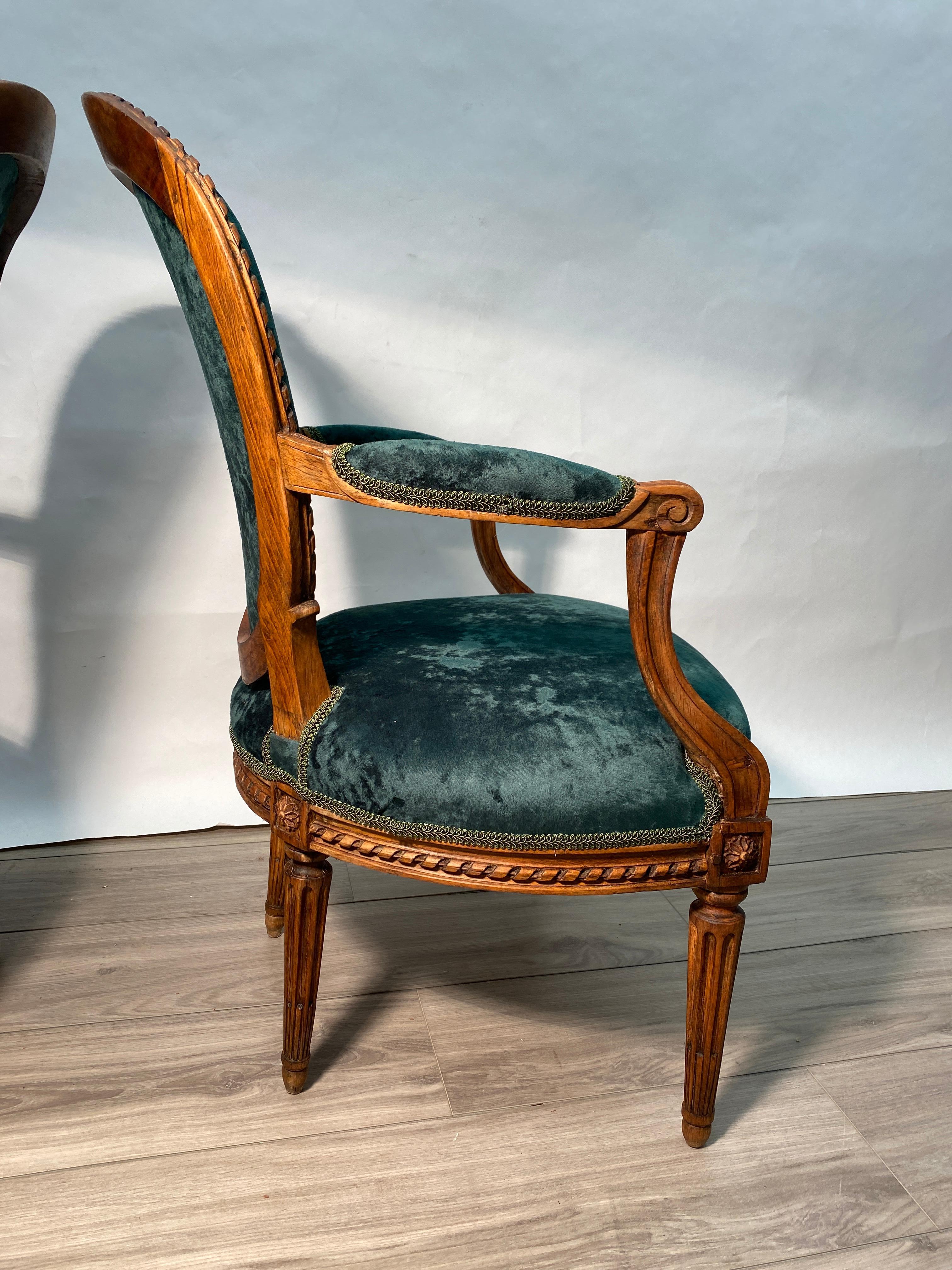 Pair of Period 18th Century French Louis XVI Walnut Fauteuil Arm Chairs For Sale 4