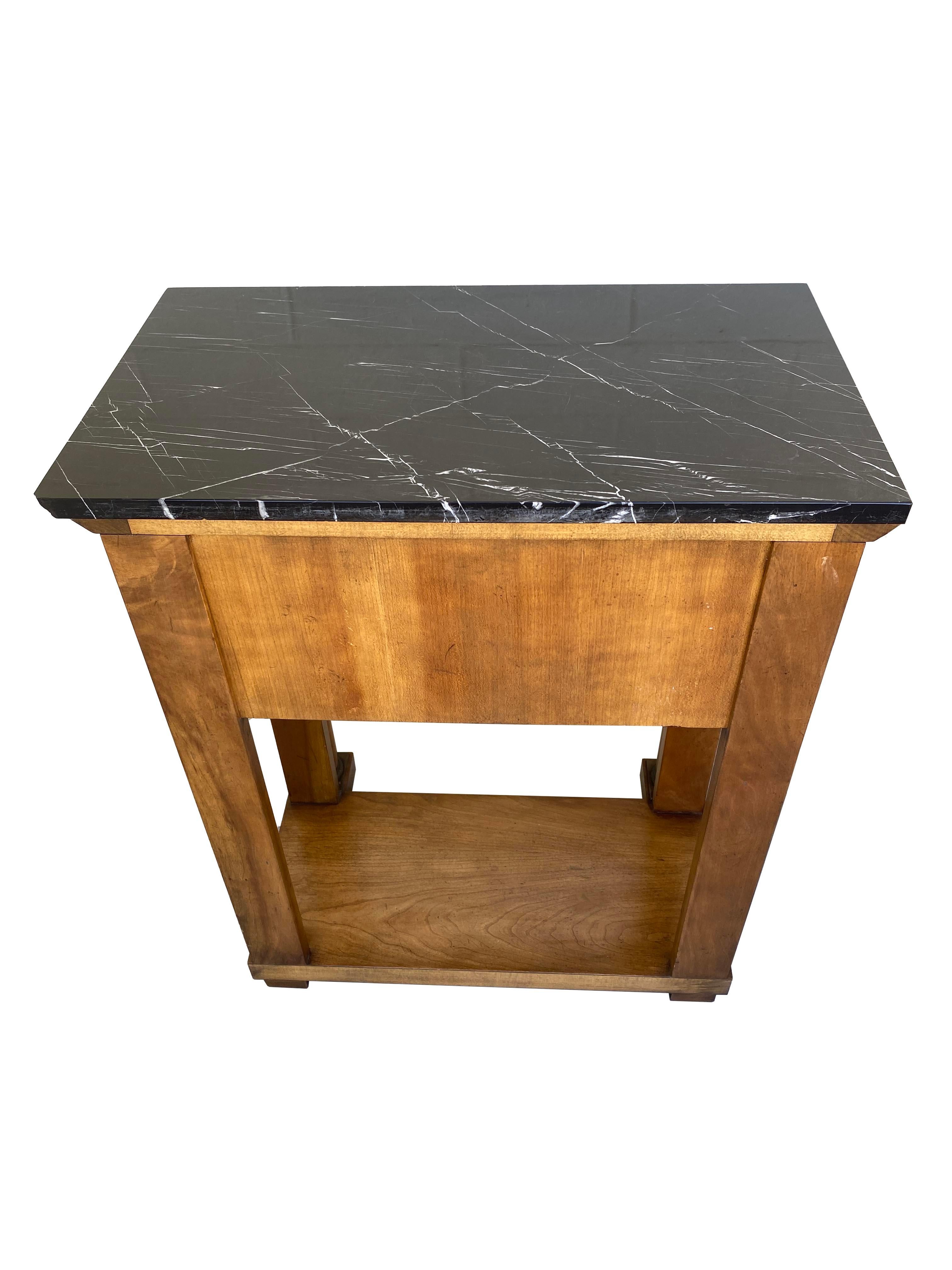 A Pair of Neoclassical Nightstands with Marble Tops by Baker Furniture For Sale 3