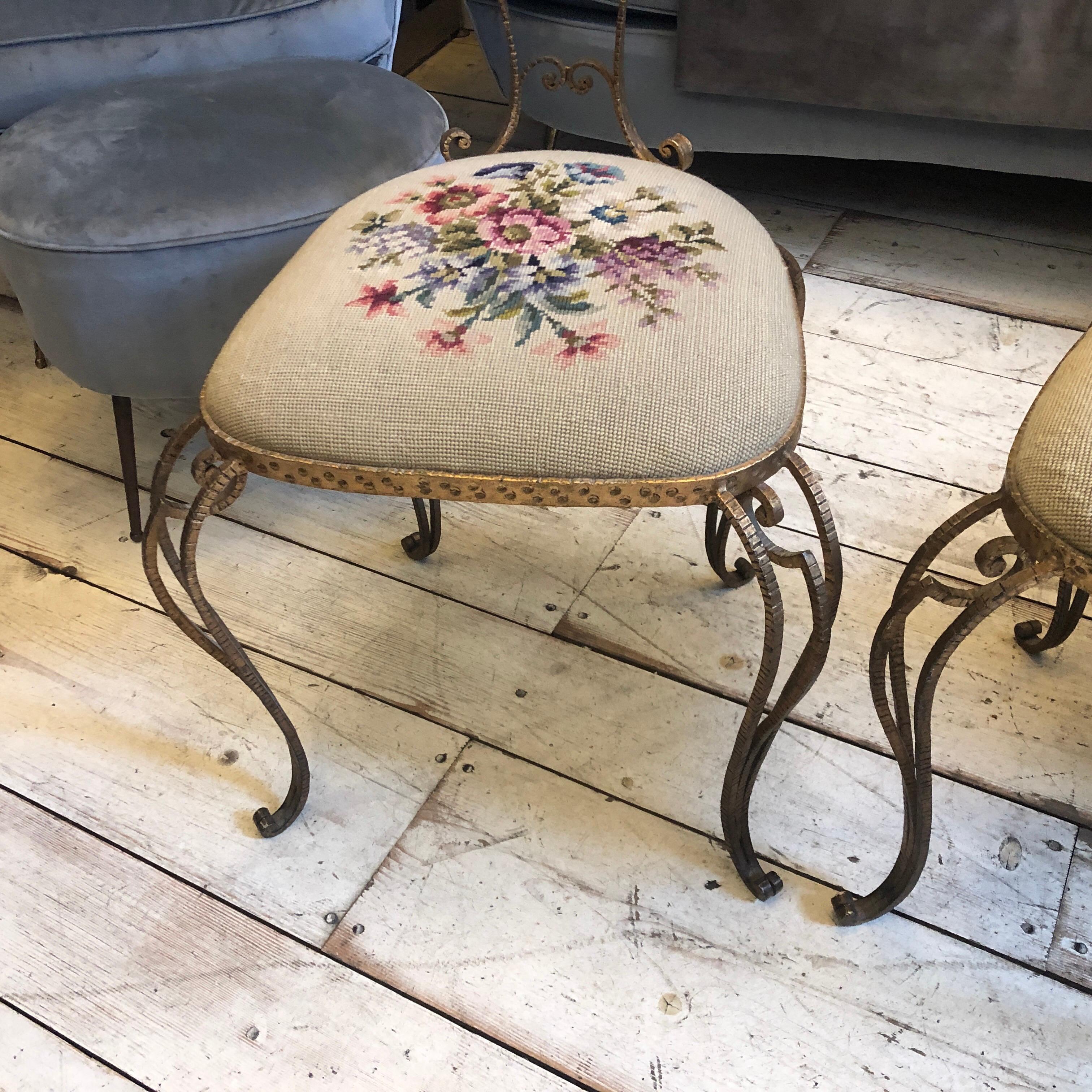 Pair of Pier Luigi Colli Mid-Century Modern Vanity Chairs, circa 1950 2