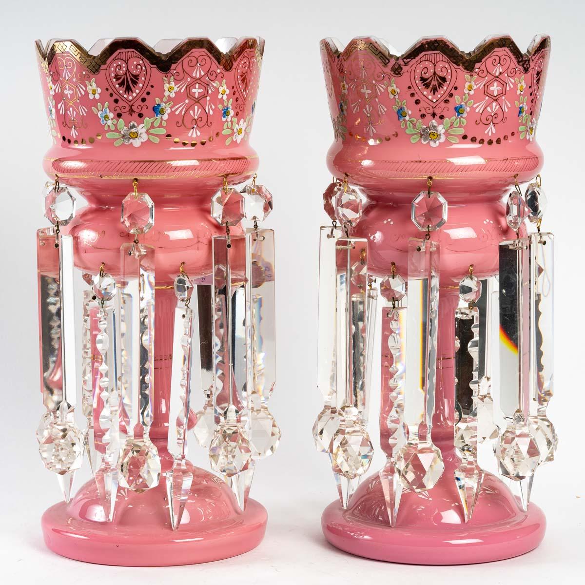 Pair of Pink and White Opaline Pineapple-Holder, 19th Century 1